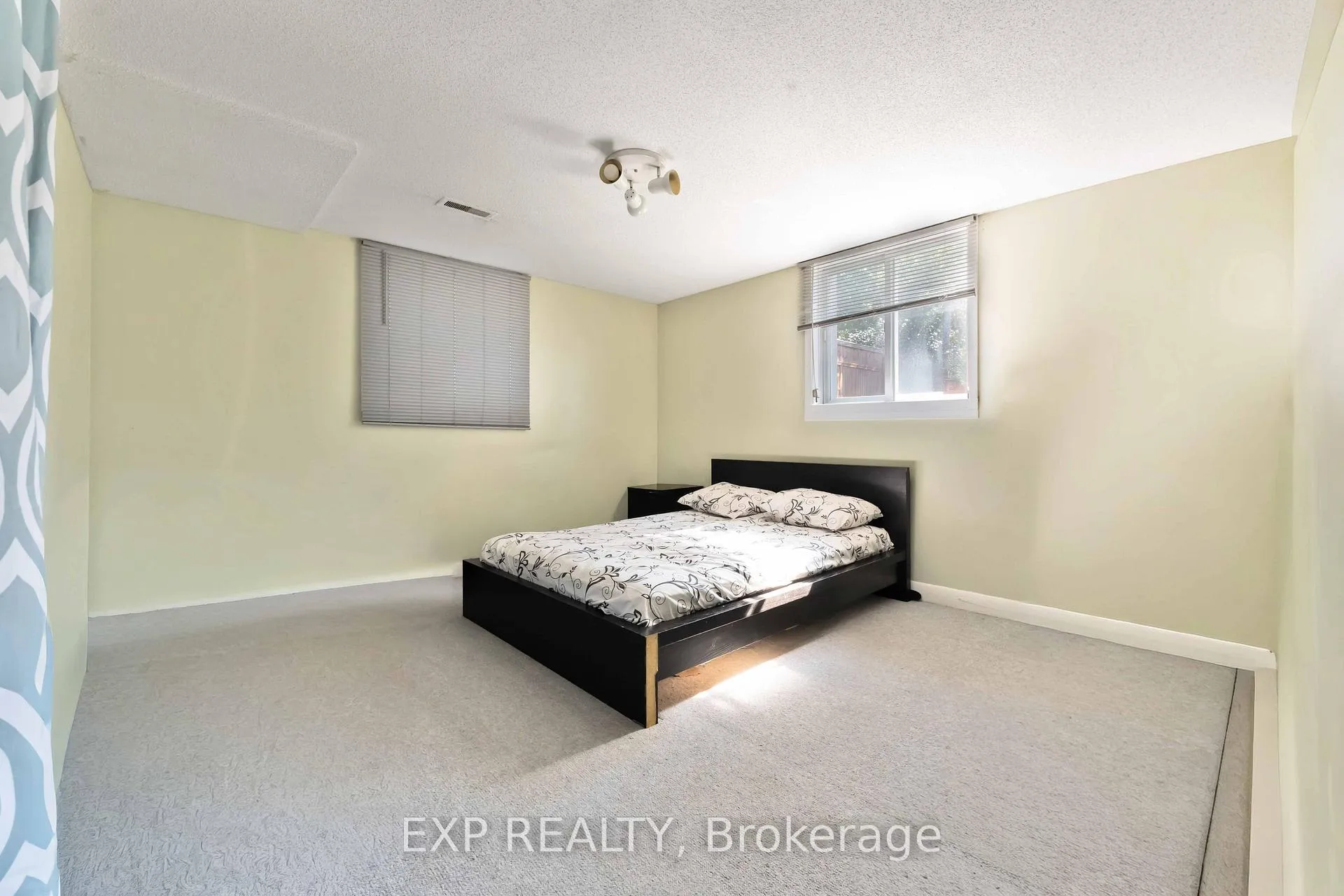 Photo 9 of 506 Vernon Avenue, Ottawa, Castle Heights — HOMEH