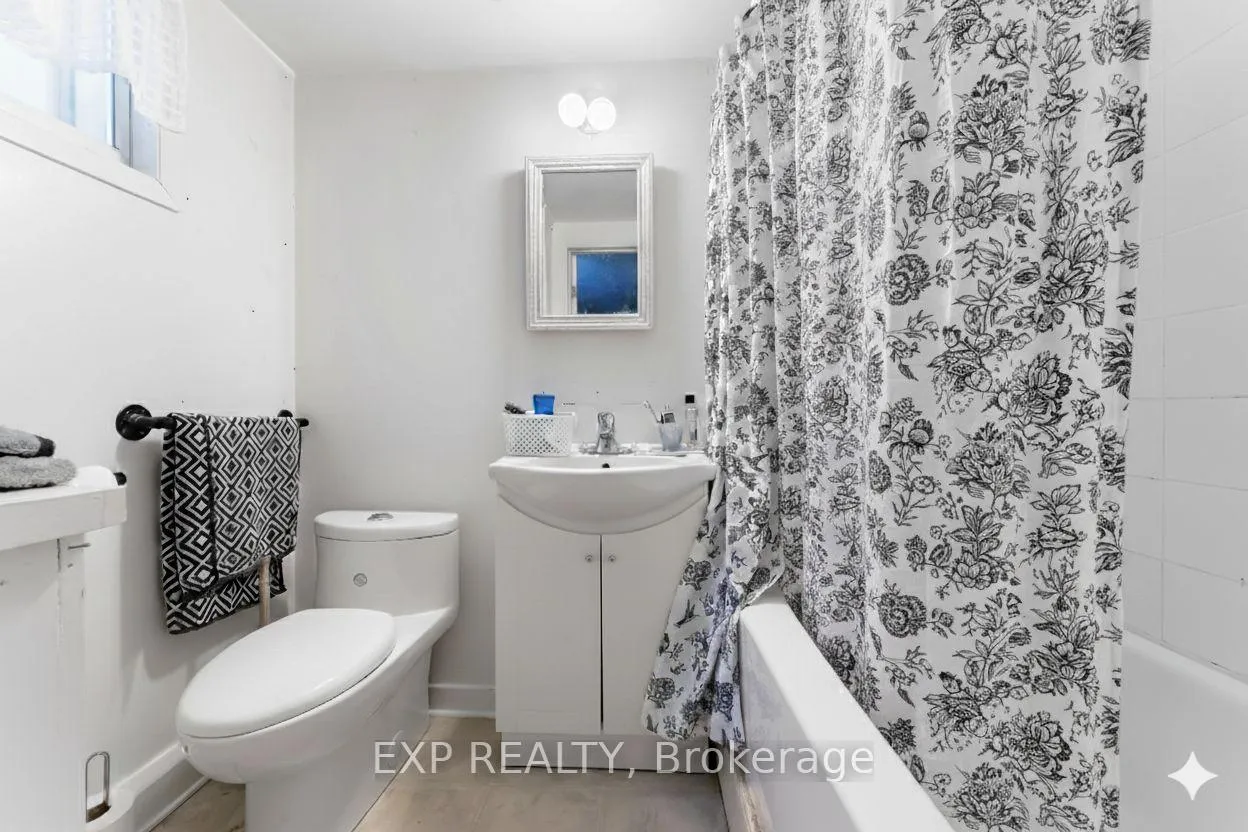 Photo 12 of 506 Vernon Avenue, Ottawa, Castle Heights — HOMEH