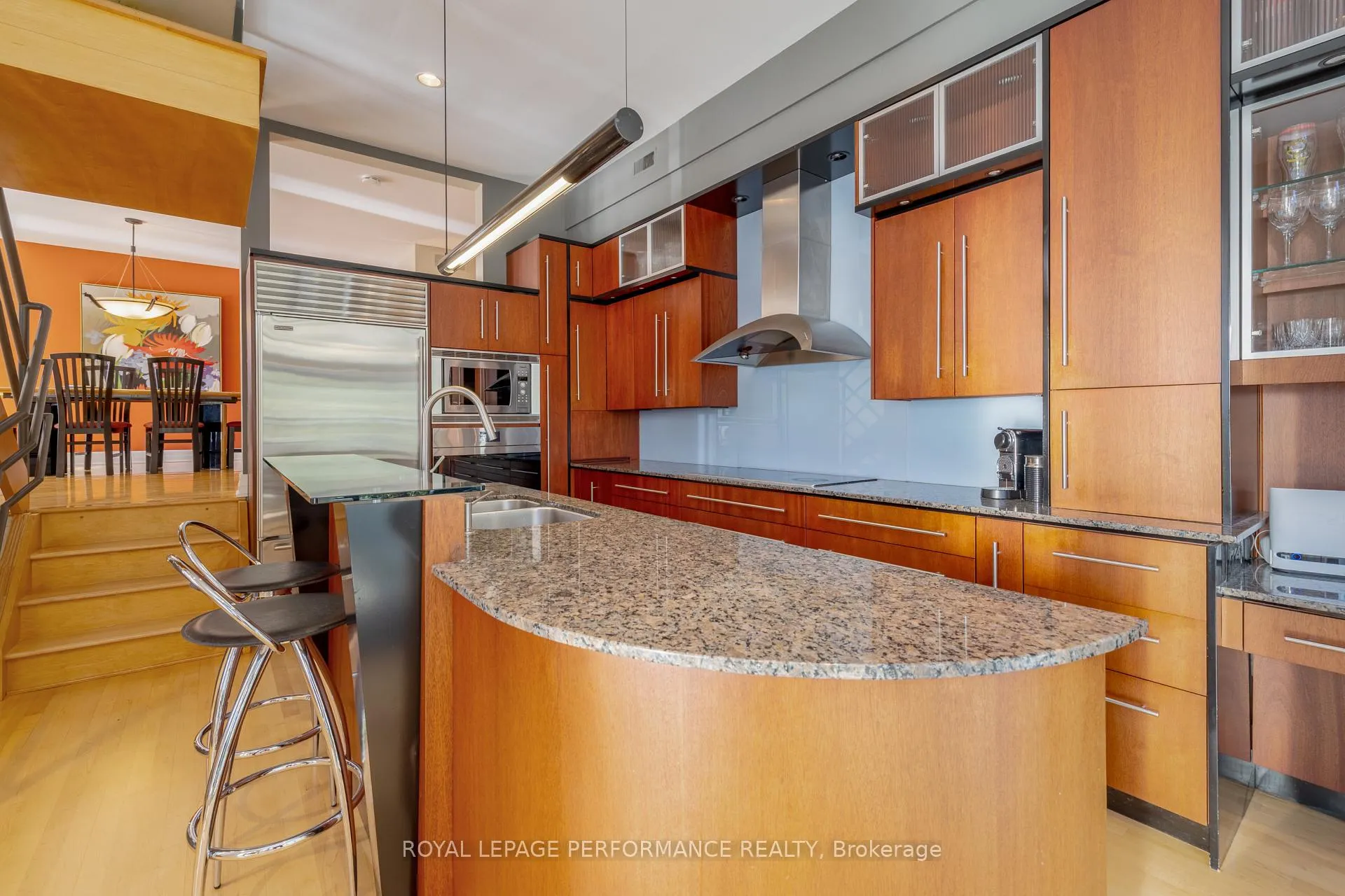 Photo 13 of 55 Delong Drive, Ottawa, Rothwell Heights — HOMEH