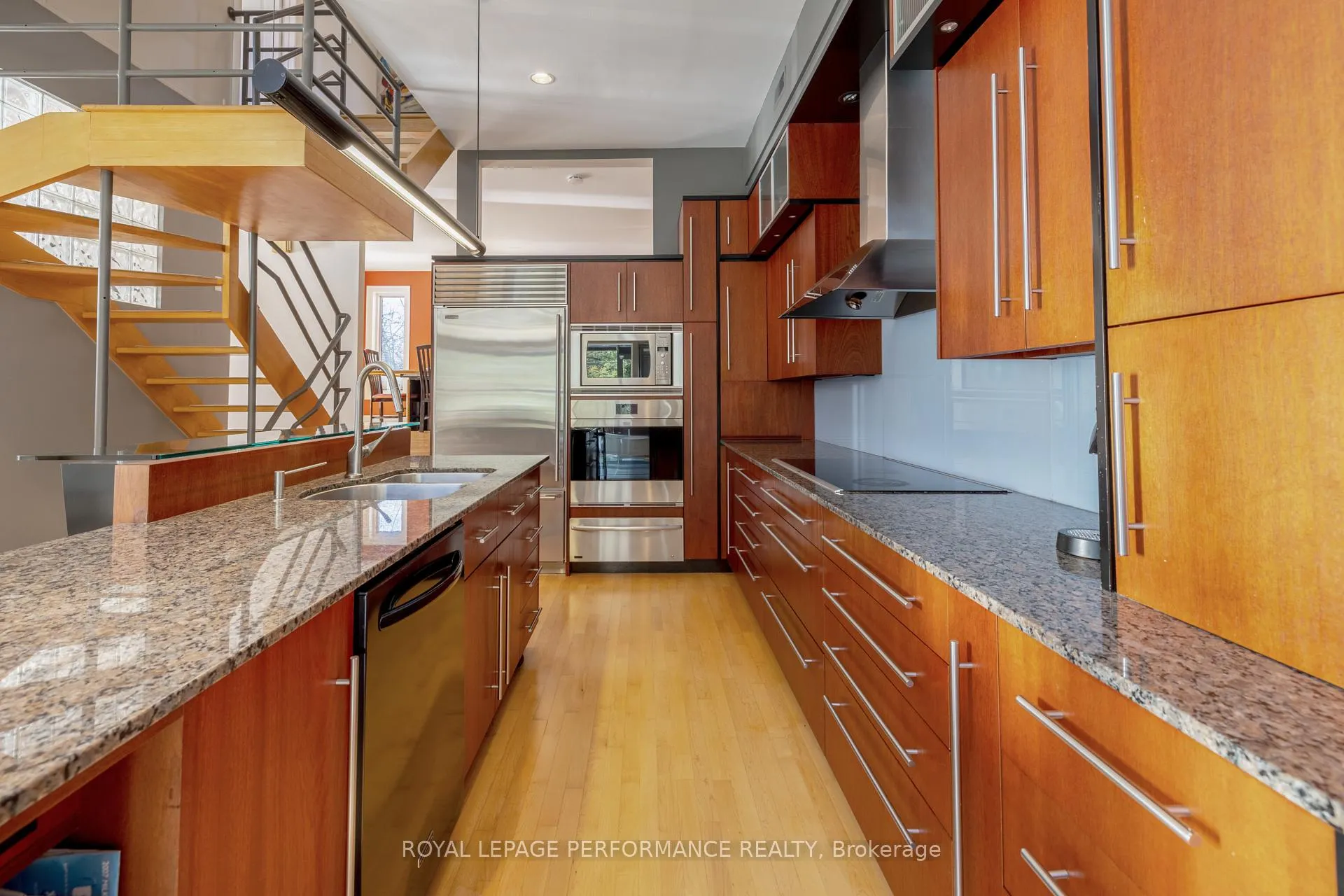 Photo 14 of 55 Delong Drive, Ottawa, Rothwell Heights — HOMEH