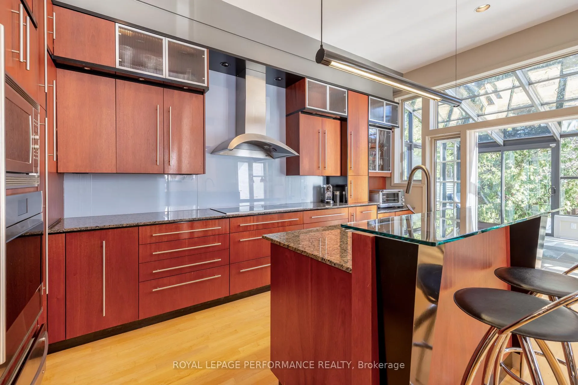 Photo 15 of 55 Delong Drive, Ottawa, Rothwell Heights — HOMEH