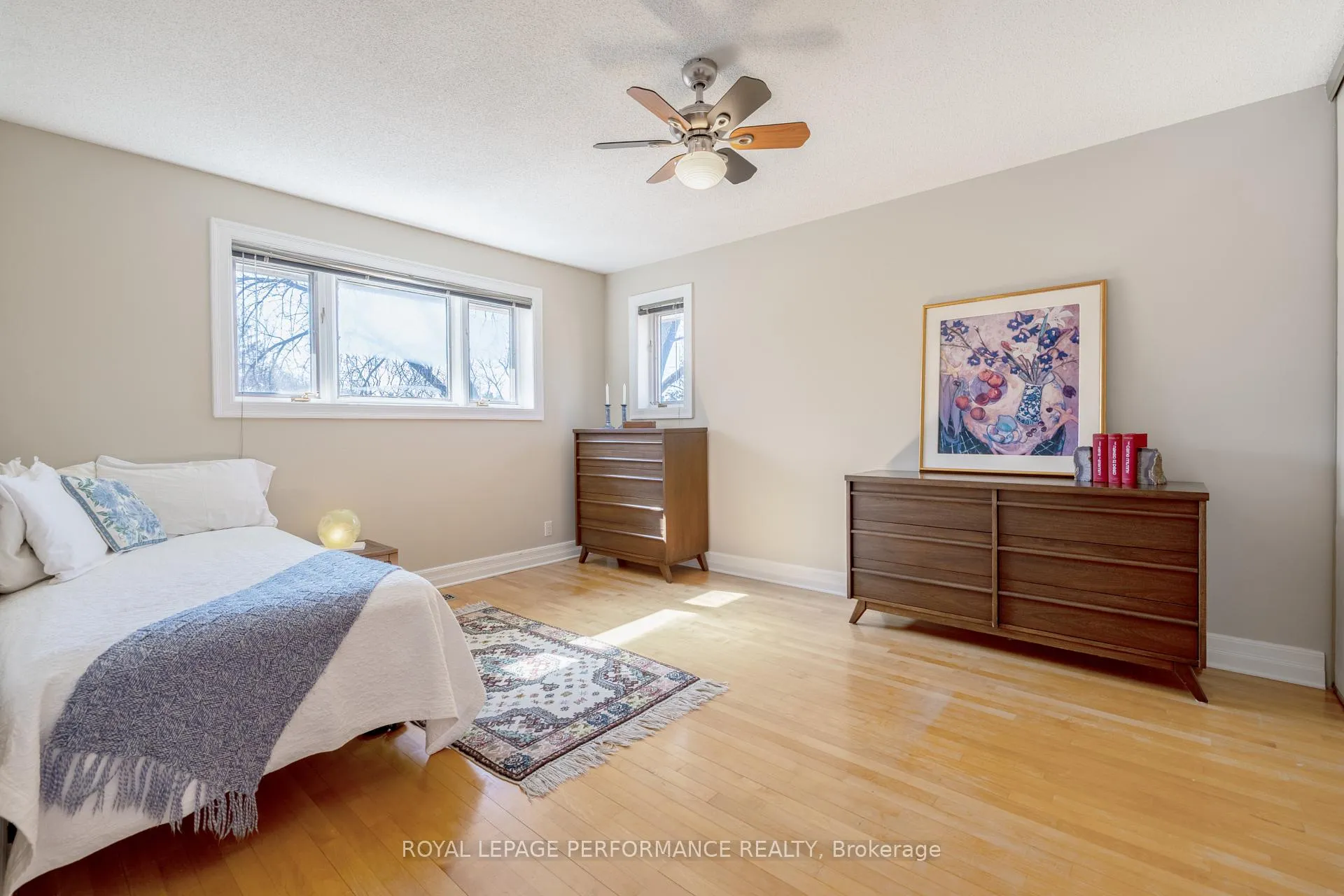 Photo 25 of 55 Delong Drive, Ottawa, Rothwell Heights — HOMEH