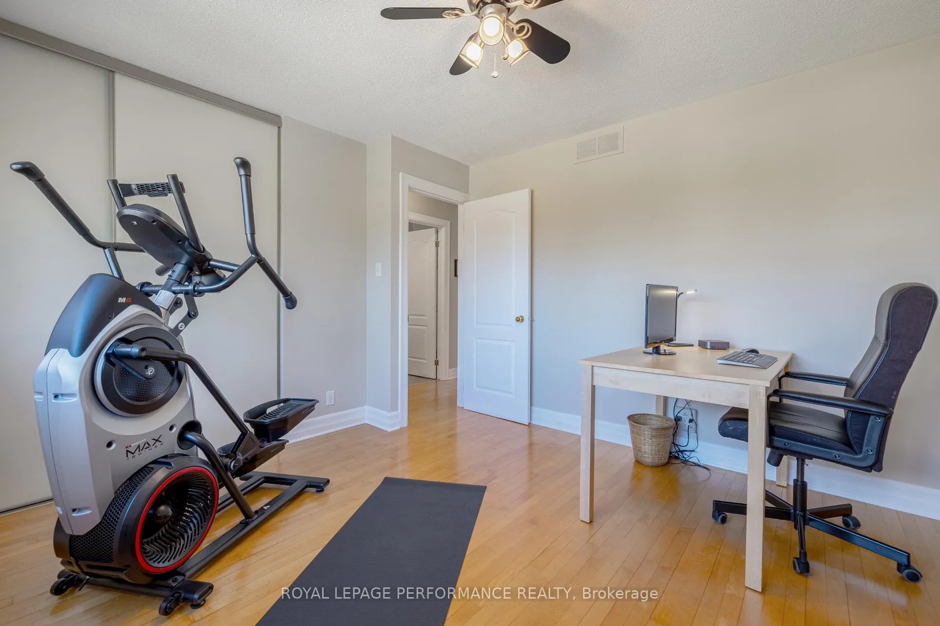 Photo 27 of 55 Delong Drive, Ottawa, Rothwell Heights — HOMEH