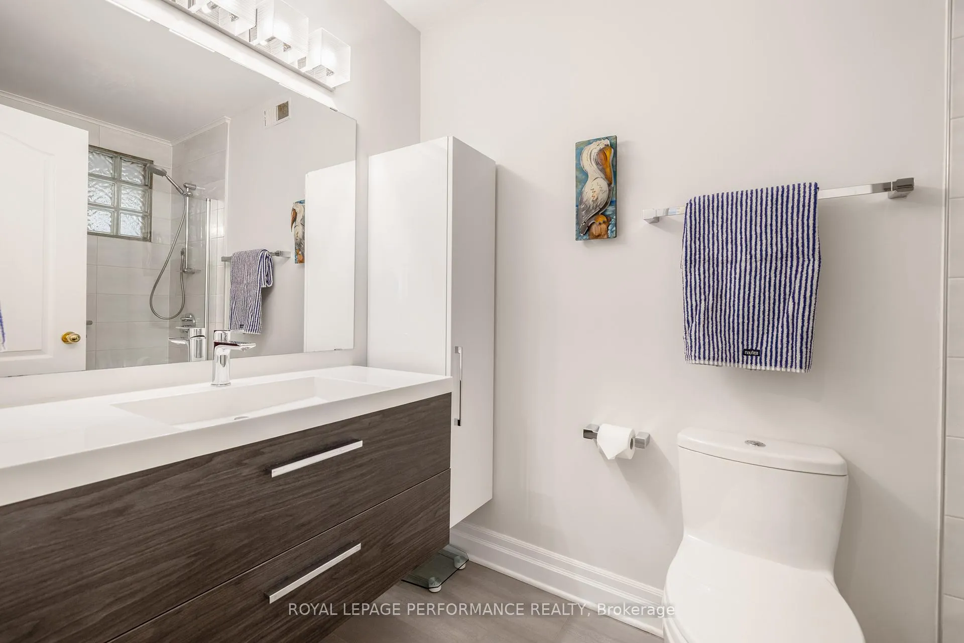 Photo 28 of 55 Delong Drive, Ottawa, Rothwell Heights — HOMEH
