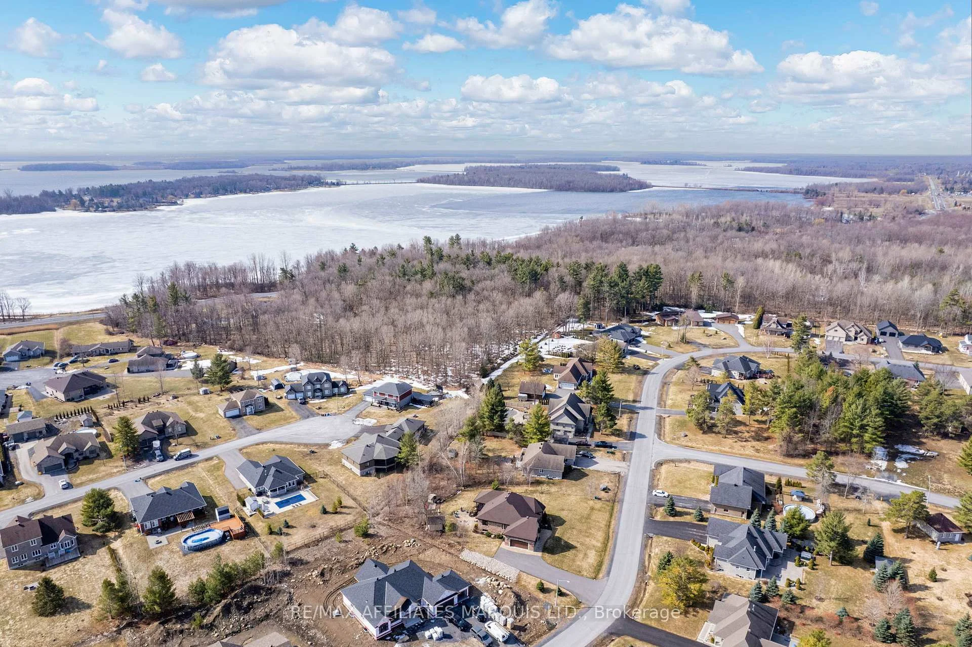 Photo 49 of 38 Forest Hill, South Stormont, Long Sault — HOMEH