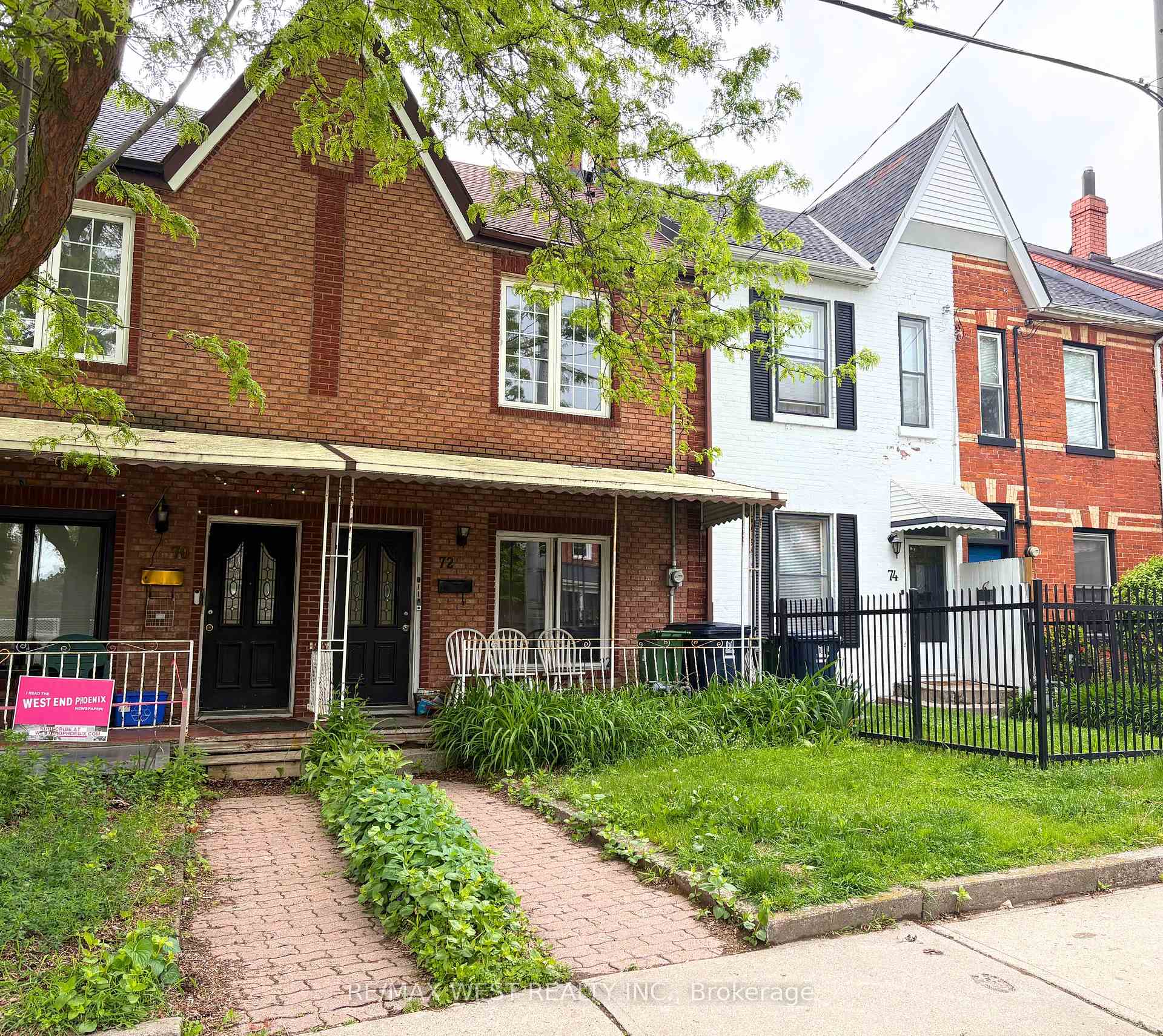Front of Unit Basement, 72 St Clarens Avenue