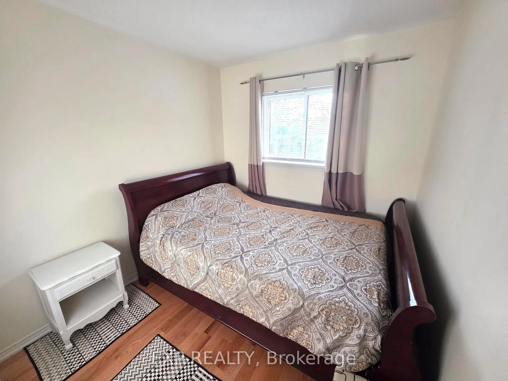 Photo 102 of 19 Darras Court, Brampton, Southgate — HOMEH