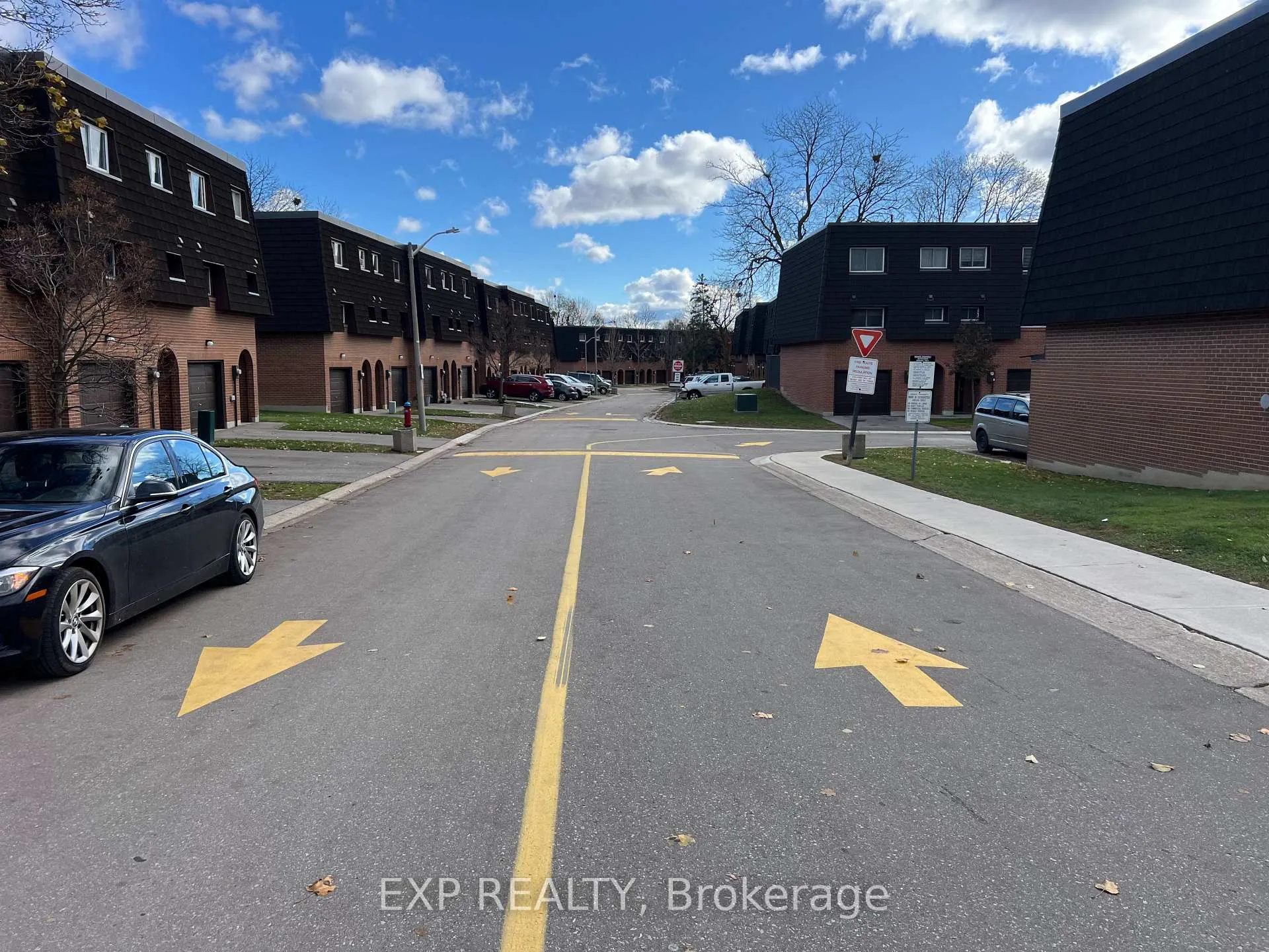 Photo 140 of 19 Darras Court, Brampton, Southgate — HOMEH