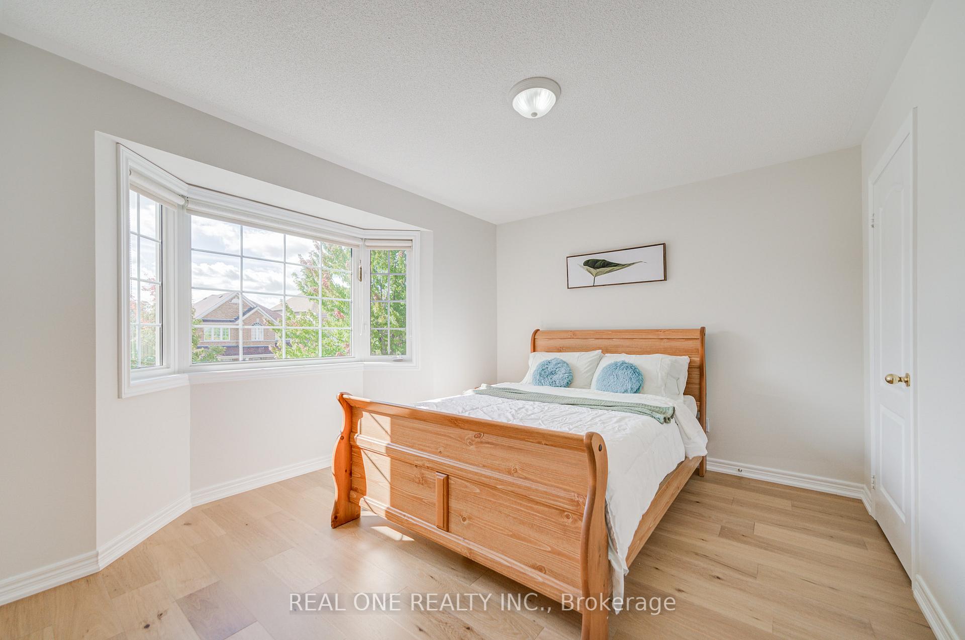 Photo 27 of 16 Boulderbrook Drive, Scarborough, Rouge — HOMEH