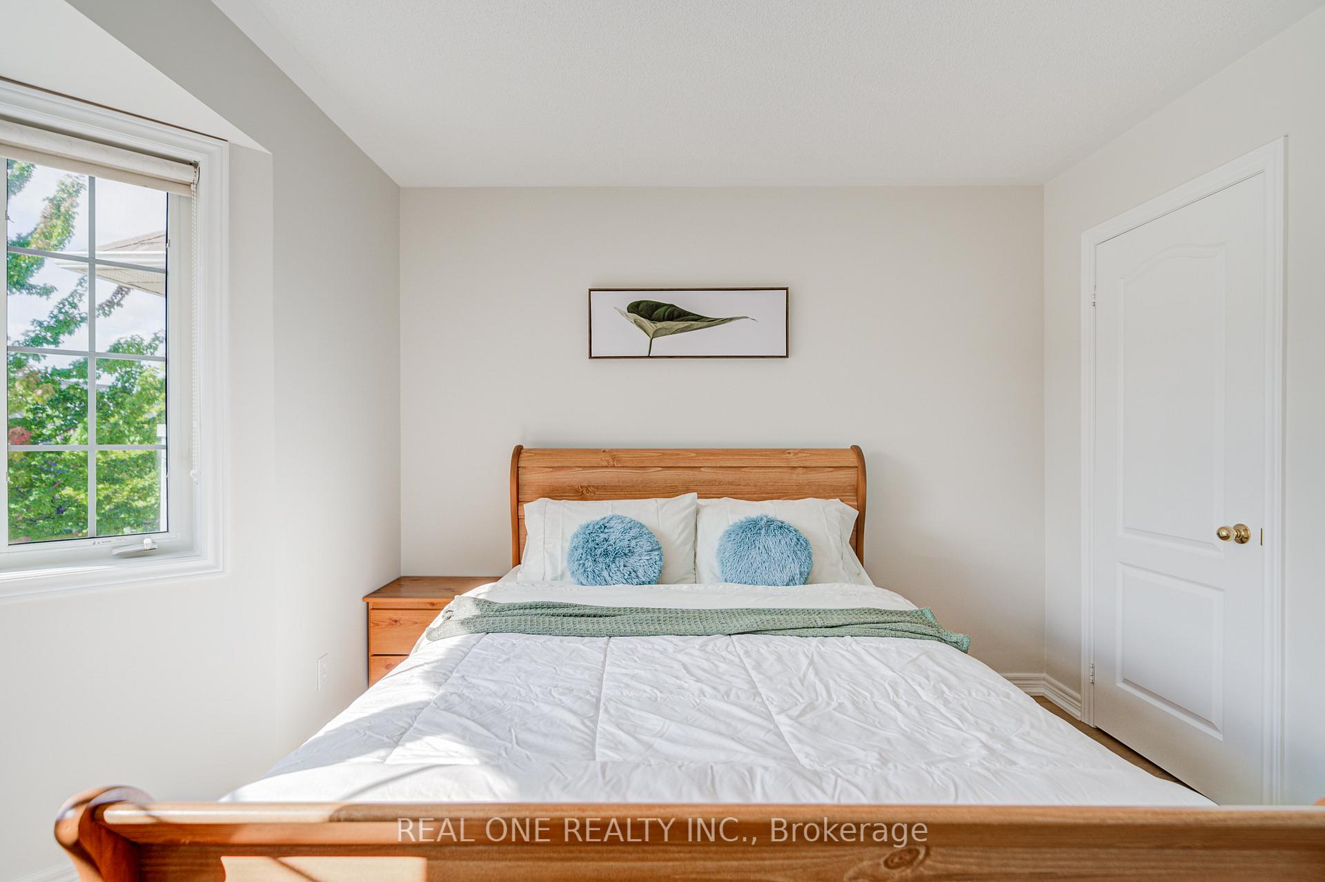 Photo 28 of 16 Boulderbrook Drive, Scarborough, Rouge — HOMEH