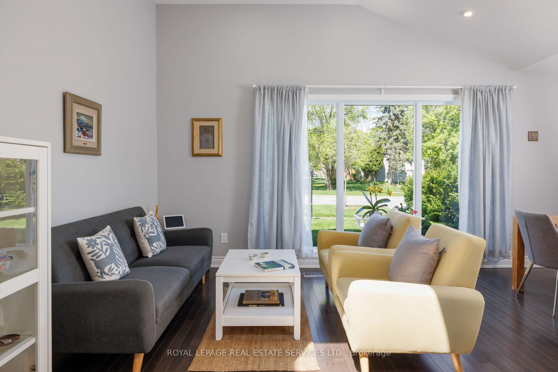 Photo 7 of 19 Bow Valley Drive, Scarborough, Morningside — HOMEH