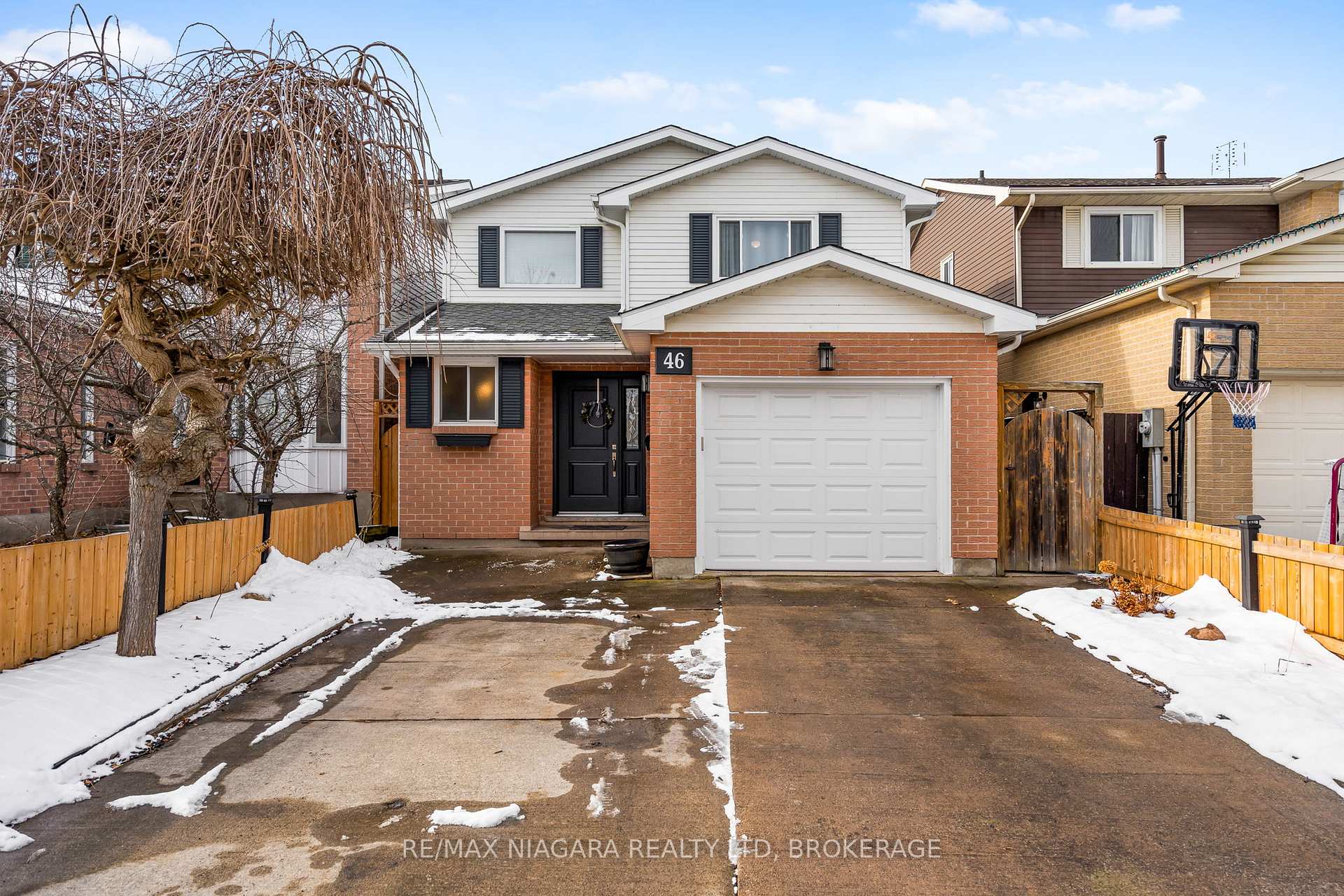 Photo 1 of 46 Baxter Crescent, Thorold, Confederation Heights — HOMEH