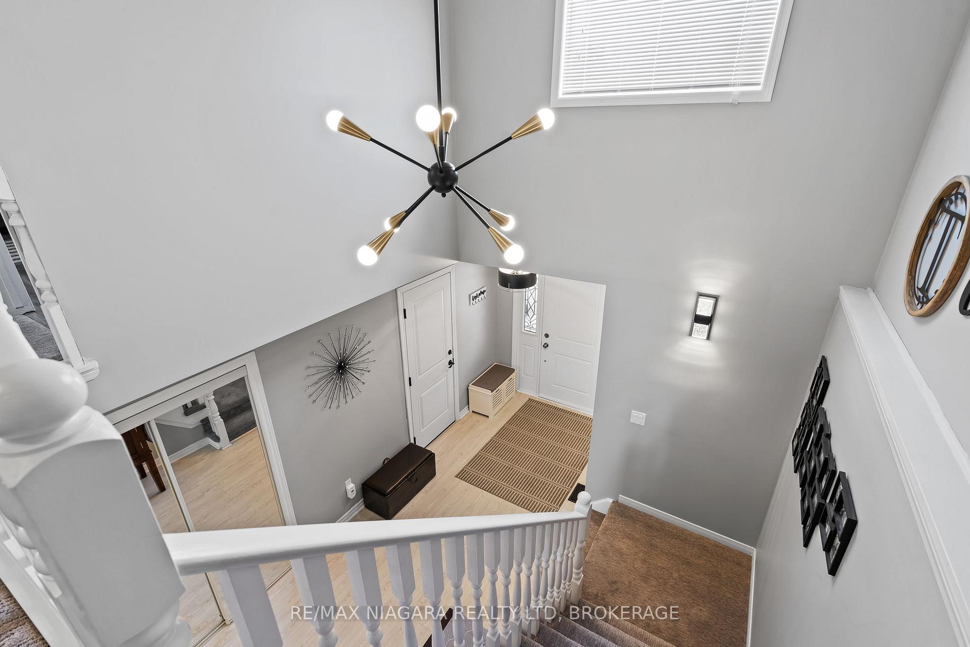 Photo 2 of 46 Baxter Crescent, Thorold, Confederation Heights — HOMEH