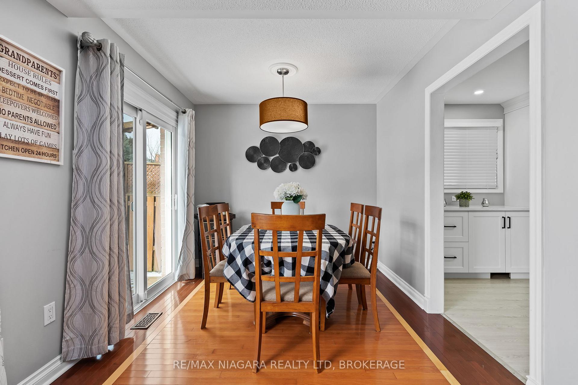 Photo 10 of 46 Baxter Crescent, Thorold, Confederation Heights — HOMEH