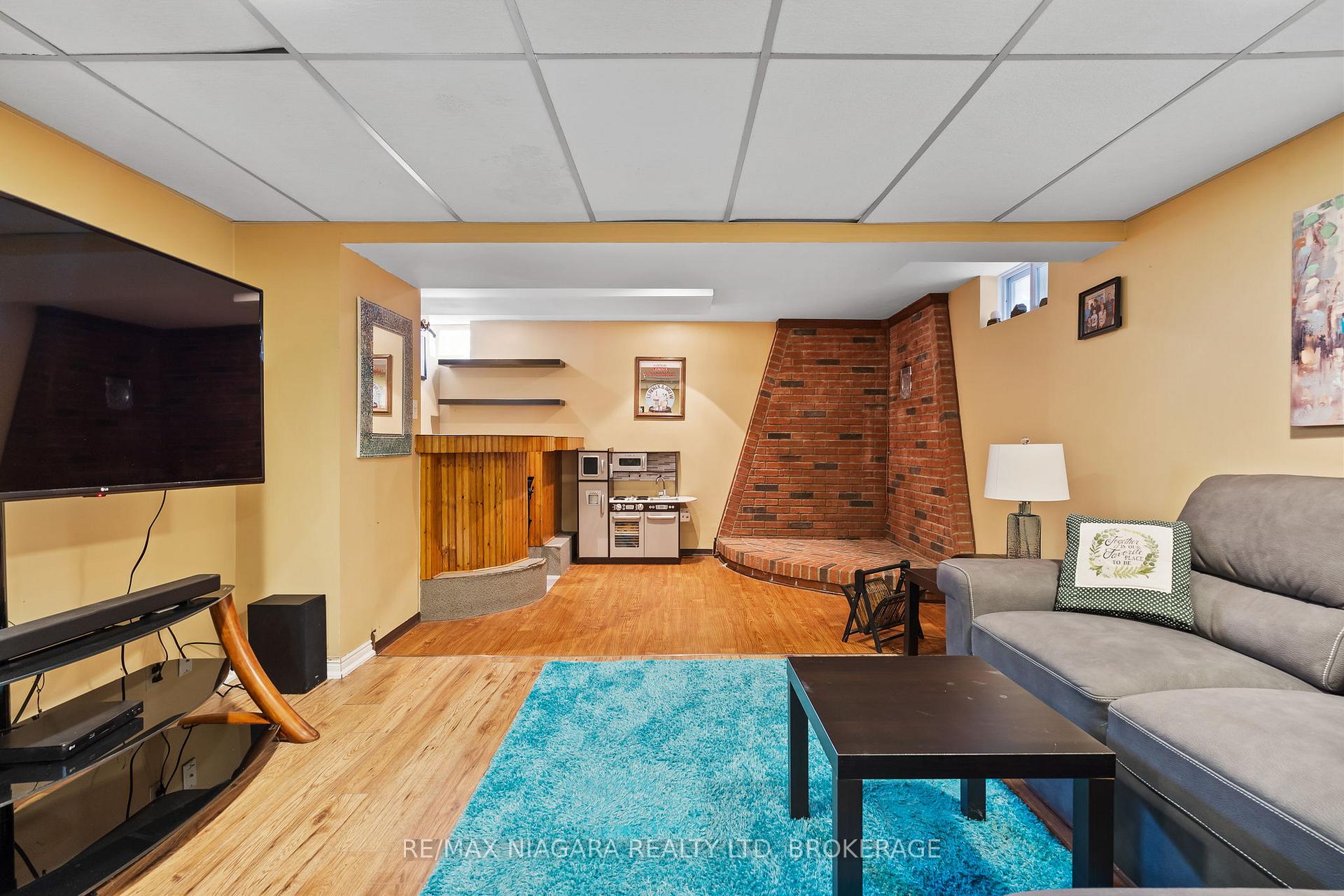 Photo 21 of 46 Baxter Crescent, Thorold, Confederation Heights — HOMEH