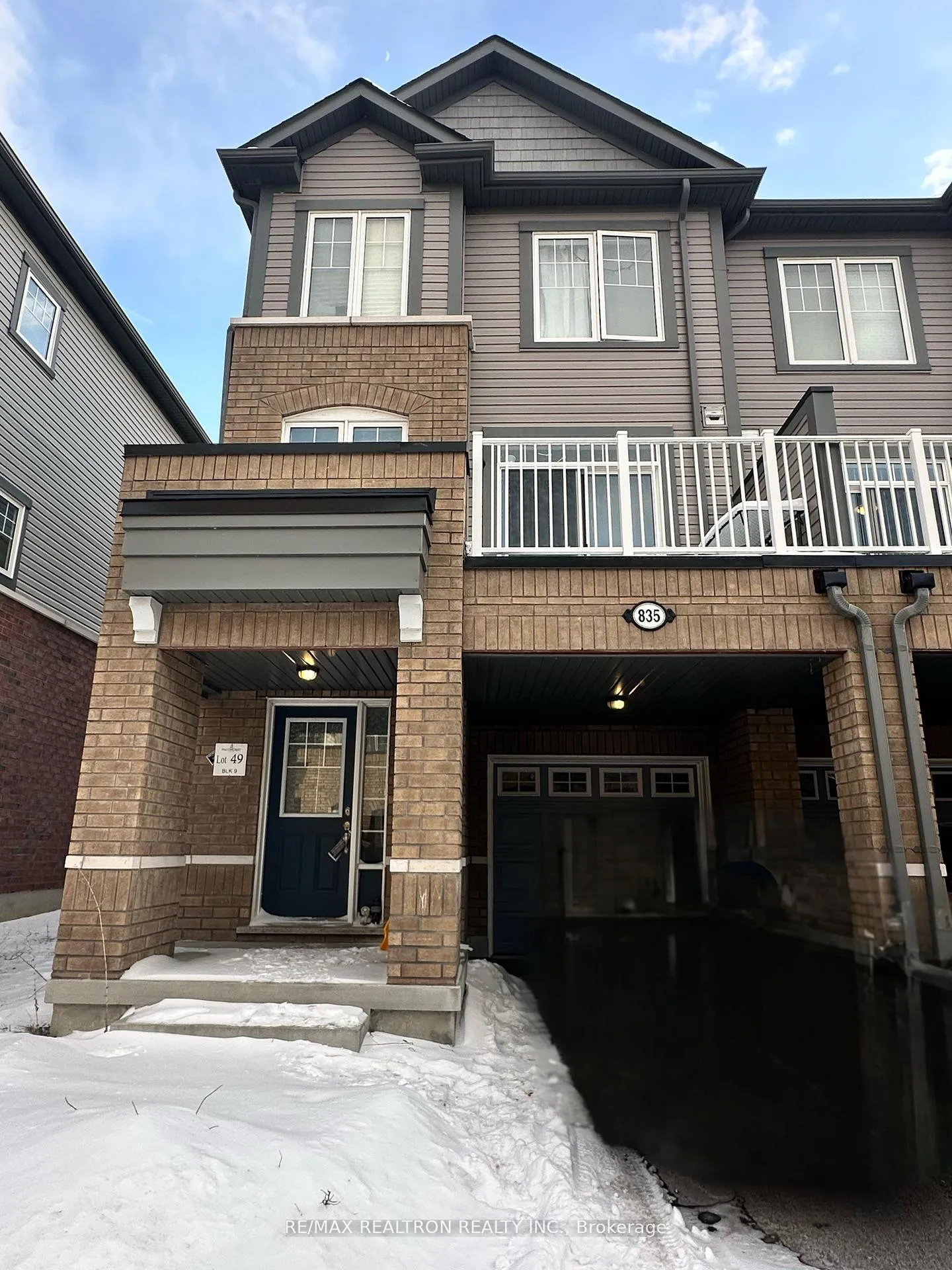 Photo 3 of 835 Atwater Path, Oshawa, Lakeview — HOMEH