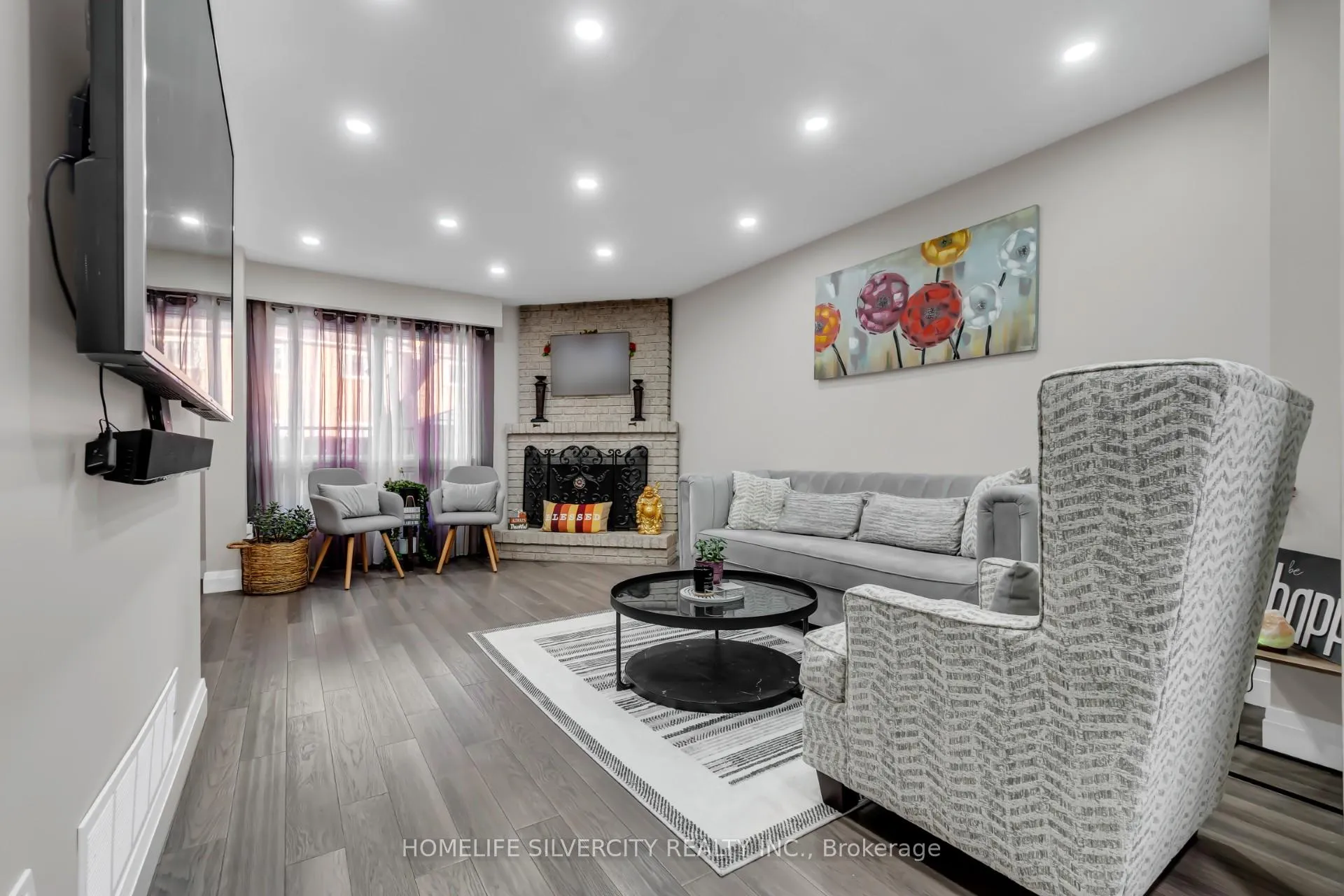Photo 11 of 29 Lindridge Avenue, Brampton, Westgate — HOMEH