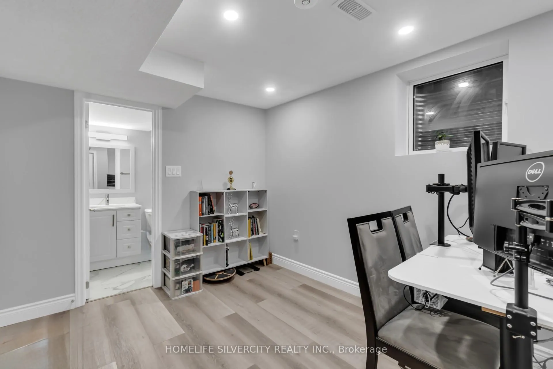 Photo 21 of 29 Lindridge Avenue, Brampton, Westgate — HOMEH