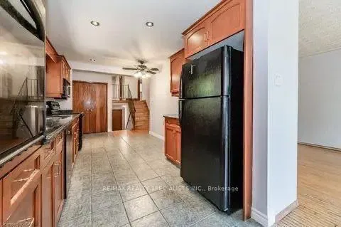 Photo 4 of 87 Secord Avenue, Kitchener — HOMEH
