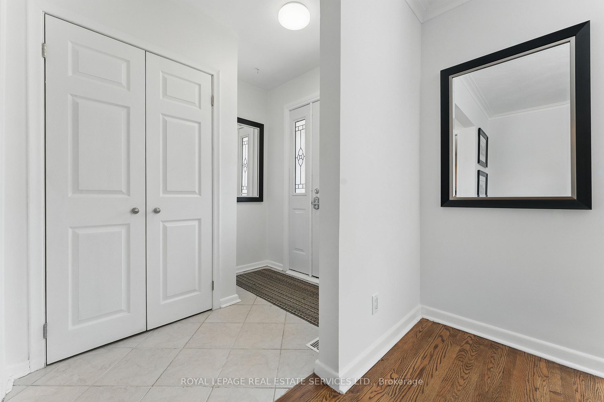 Photo 4 of 16 Denver Place, Scarborough, Woburn — HOMEH