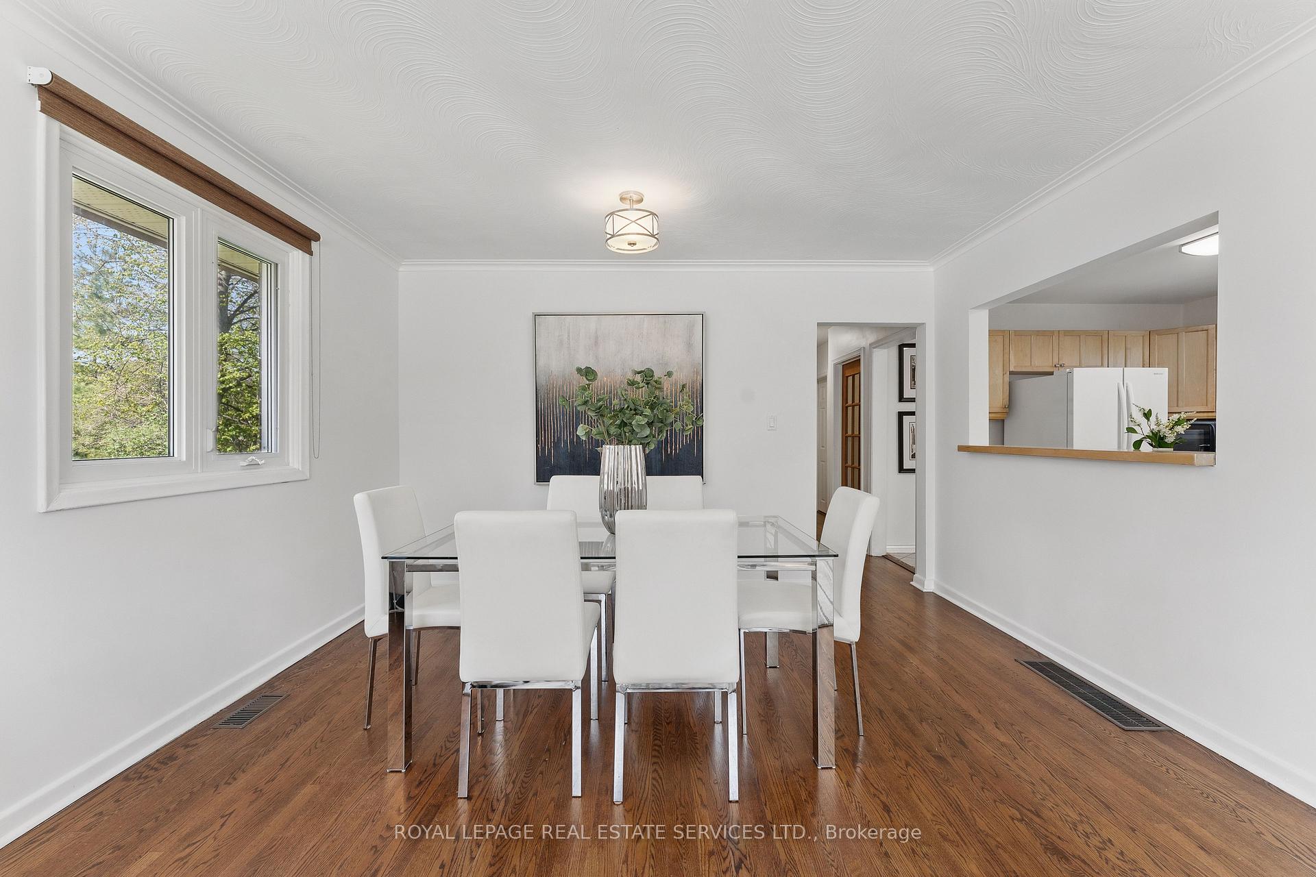 Photo 7 of 16 Denver Place, Scarborough, Woburn — HOMEH