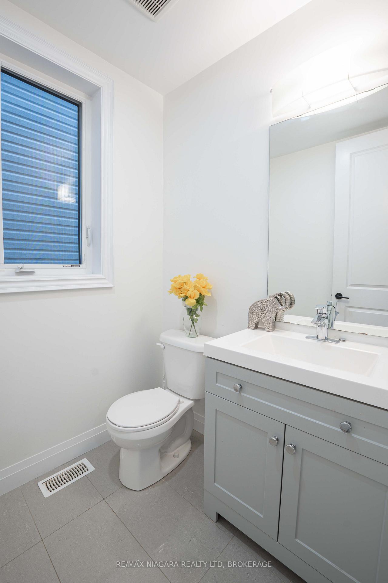 Photo 8 of 184 Esther Crescent, Thorold, Hurricane/Merrittville — HOMEH