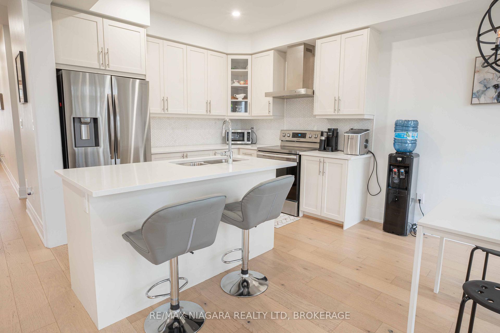 Photo 15 of 184 Esther Crescent, Thorold, Hurricane/Merrittville — HOMEH