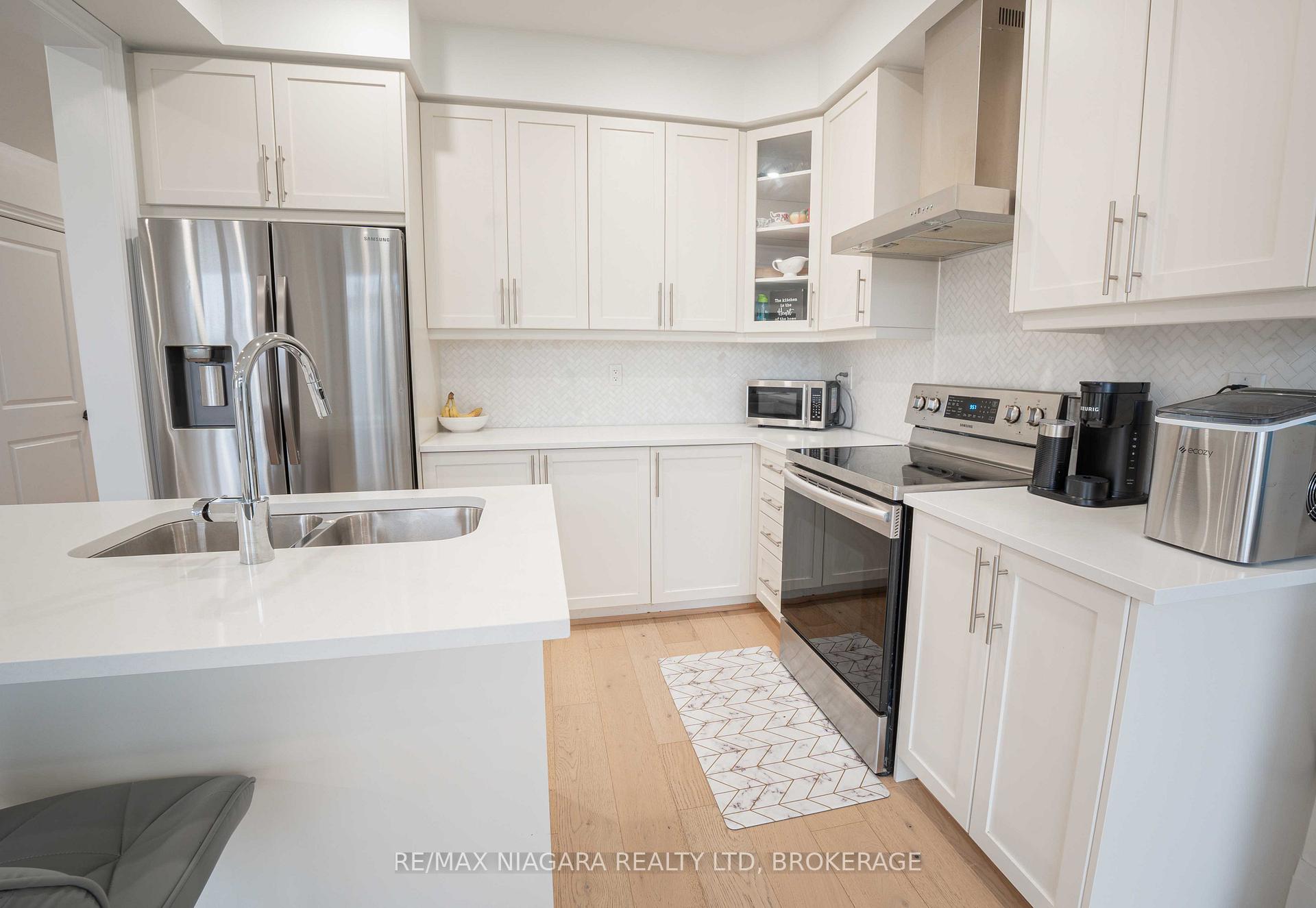 Photo 18 of 184 Esther Crescent, Thorold, Hurricane/Merrittville — HOMEH