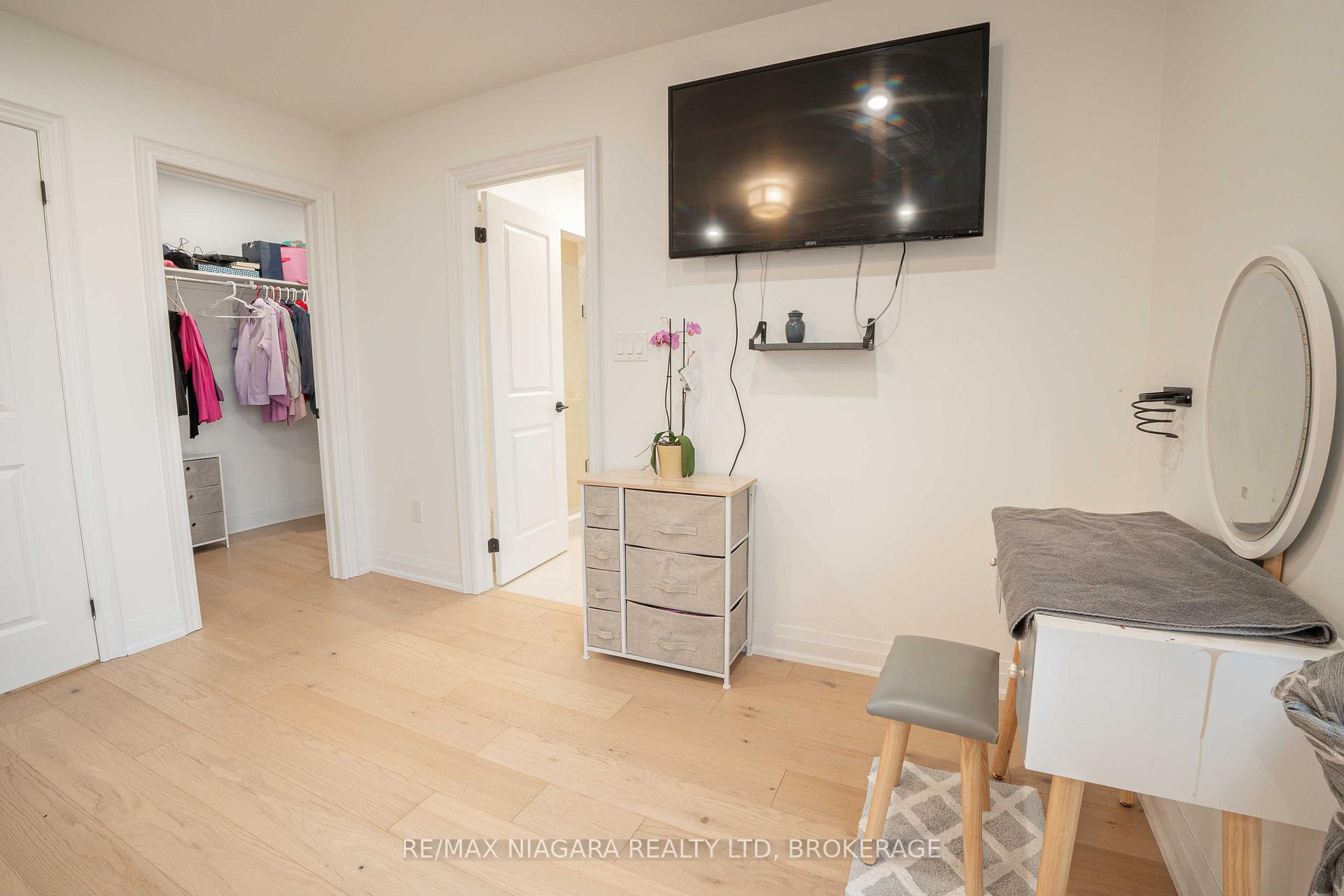Photo 26 of 184 Esther Crescent, Thorold, Hurricane/Merrittville — HOMEH