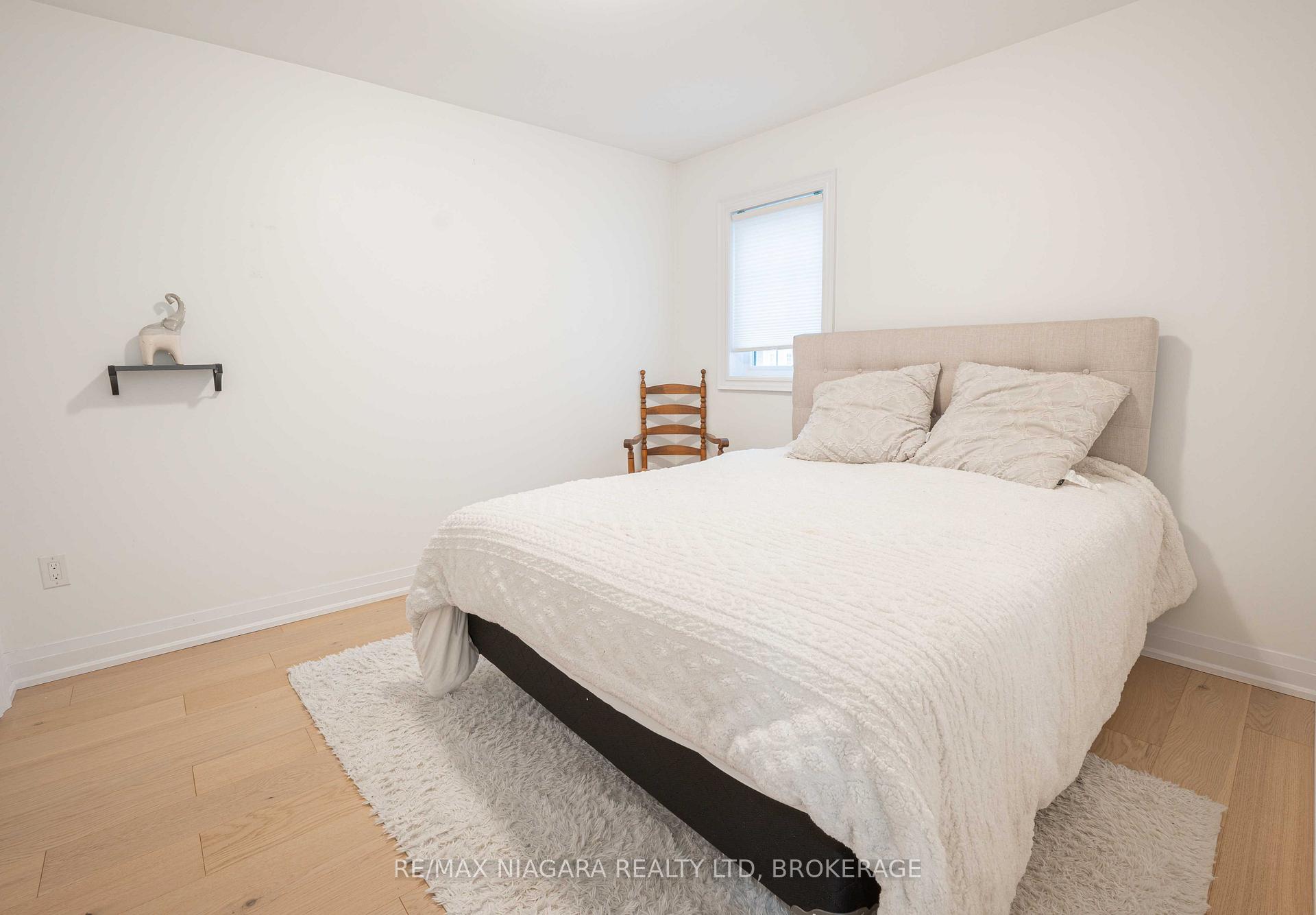 Photo 36 of 184 Esther Crescent, Thorold, Hurricane/Merrittville — HOMEH