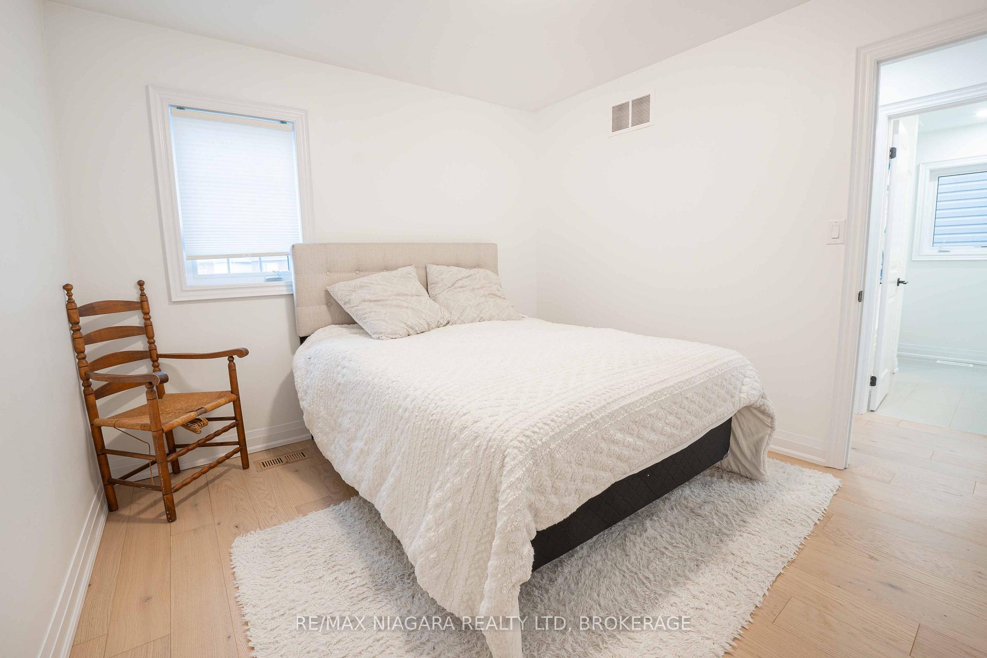 Photo 37 of 184 Esther Crescent, Thorold, Hurricane/Merrittville — HOMEH