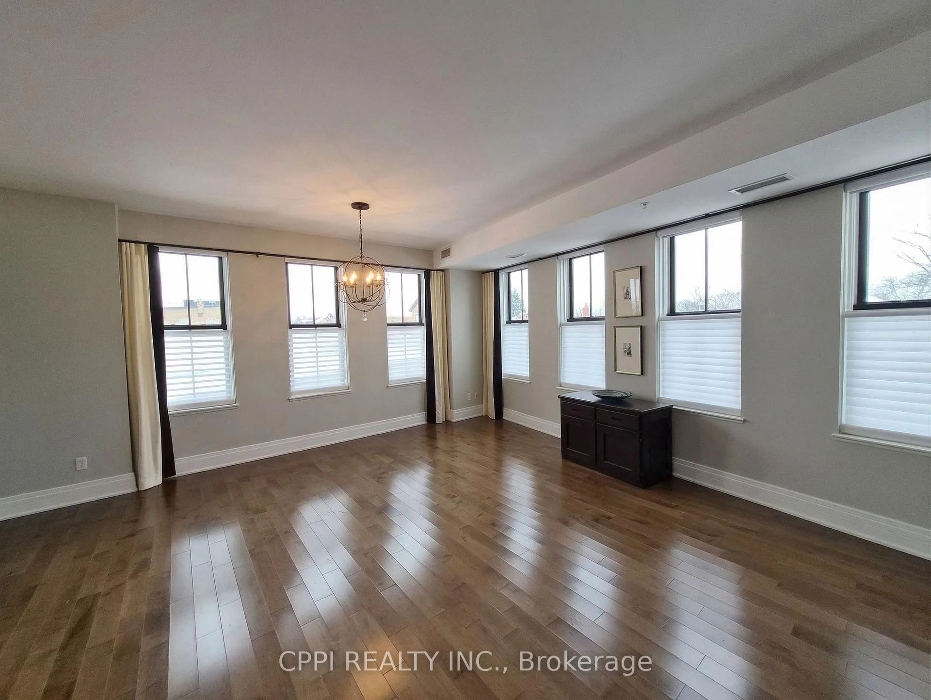 Photo 6 of Unit 329, 68 Main Street N, Markham, Old Markham Village — HOMEH