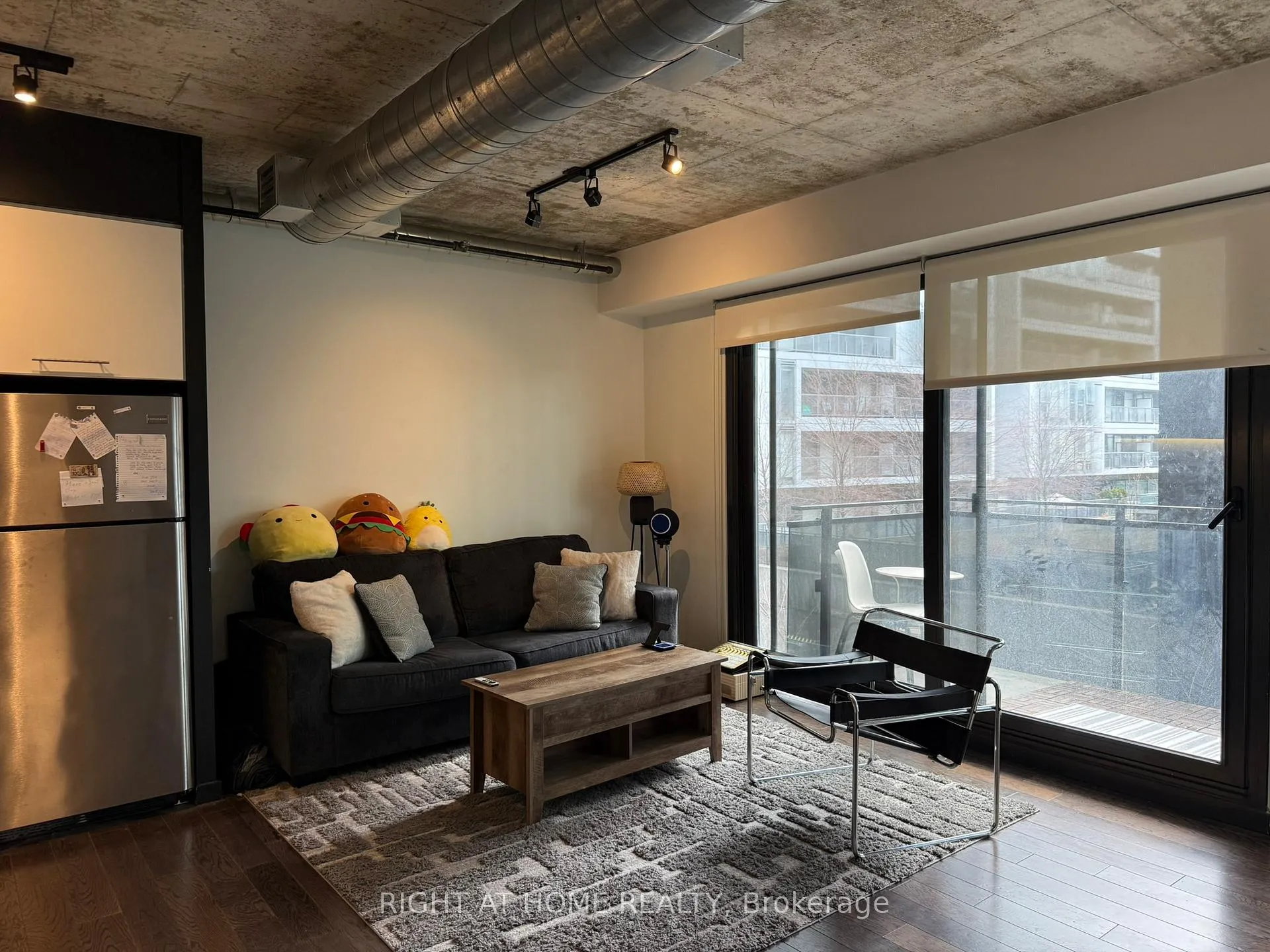 Photo 13 of Unit 414, 51 Trolley Crescent, Toronto, Waterfront Communities — HOMEH