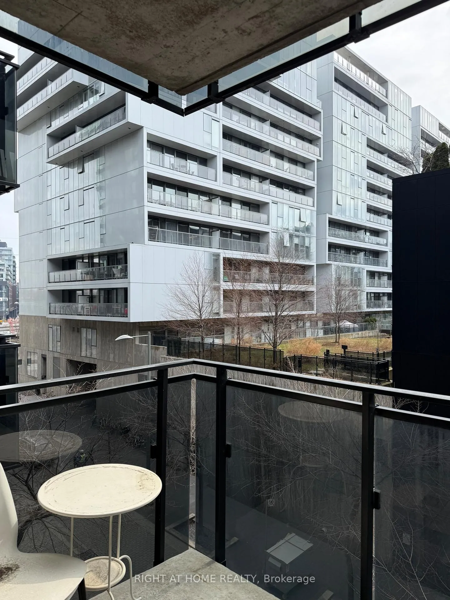 Photo 18 of Unit 414, 51 Trolley Crescent, Toronto, Waterfront Communities — HOMEH