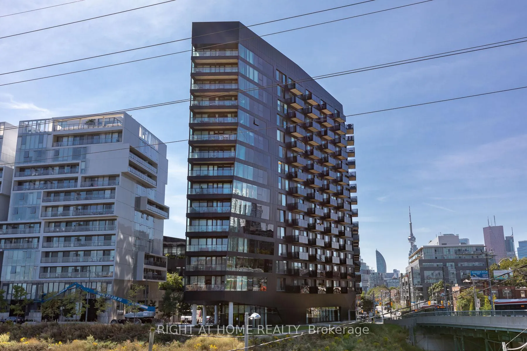 Photo 22 of Unit 414, 51 Trolley Crescent, Toronto, Waterfront Communities — HOMEH