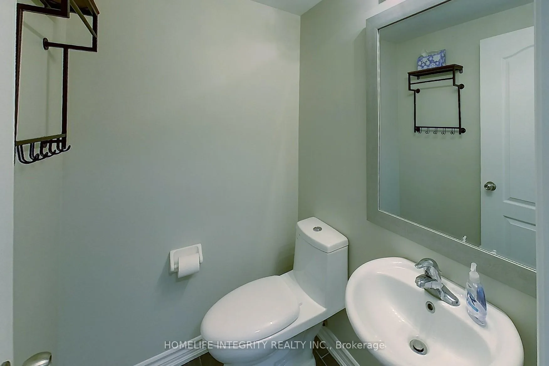 Photo 13 of 120 Stonemount Crescent, Essa, Angus — HOMEH