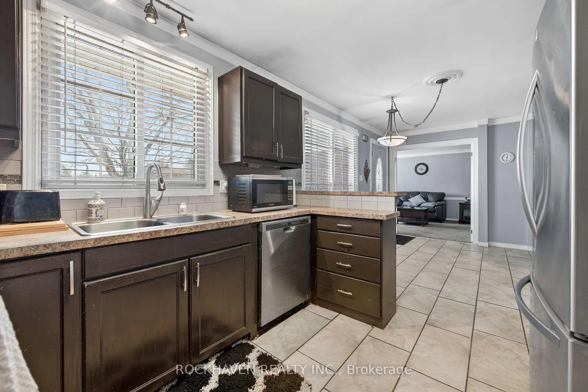 Photo 10 of 4569 Mitchell Avenue, Niagara Falls, Morrison — HOMEH