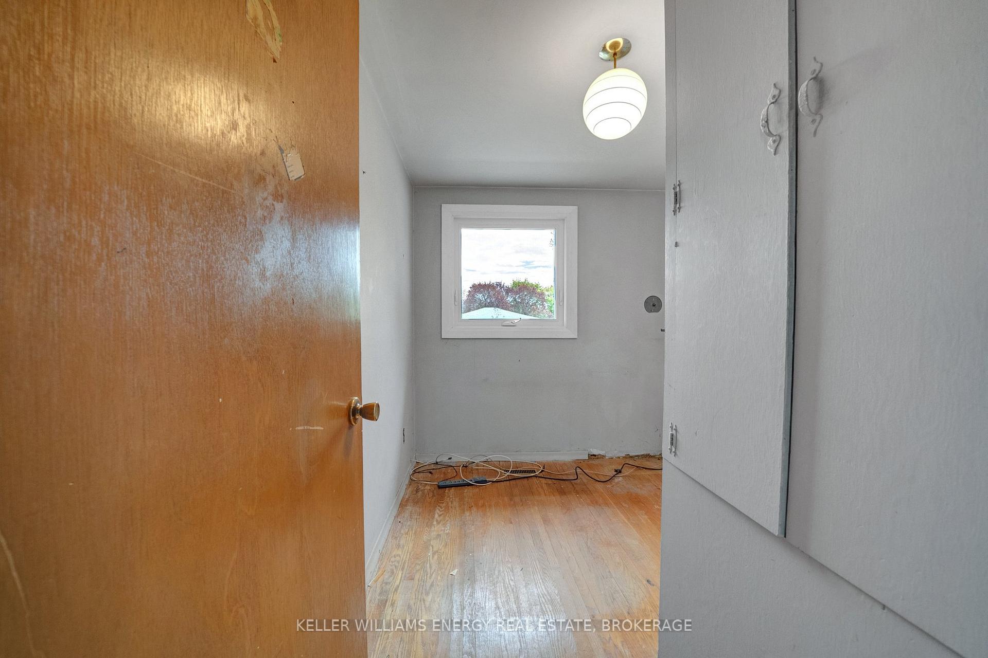 Photo 18 of 29 Parkington Crescent, Scarborough, Woburn — HOMEH