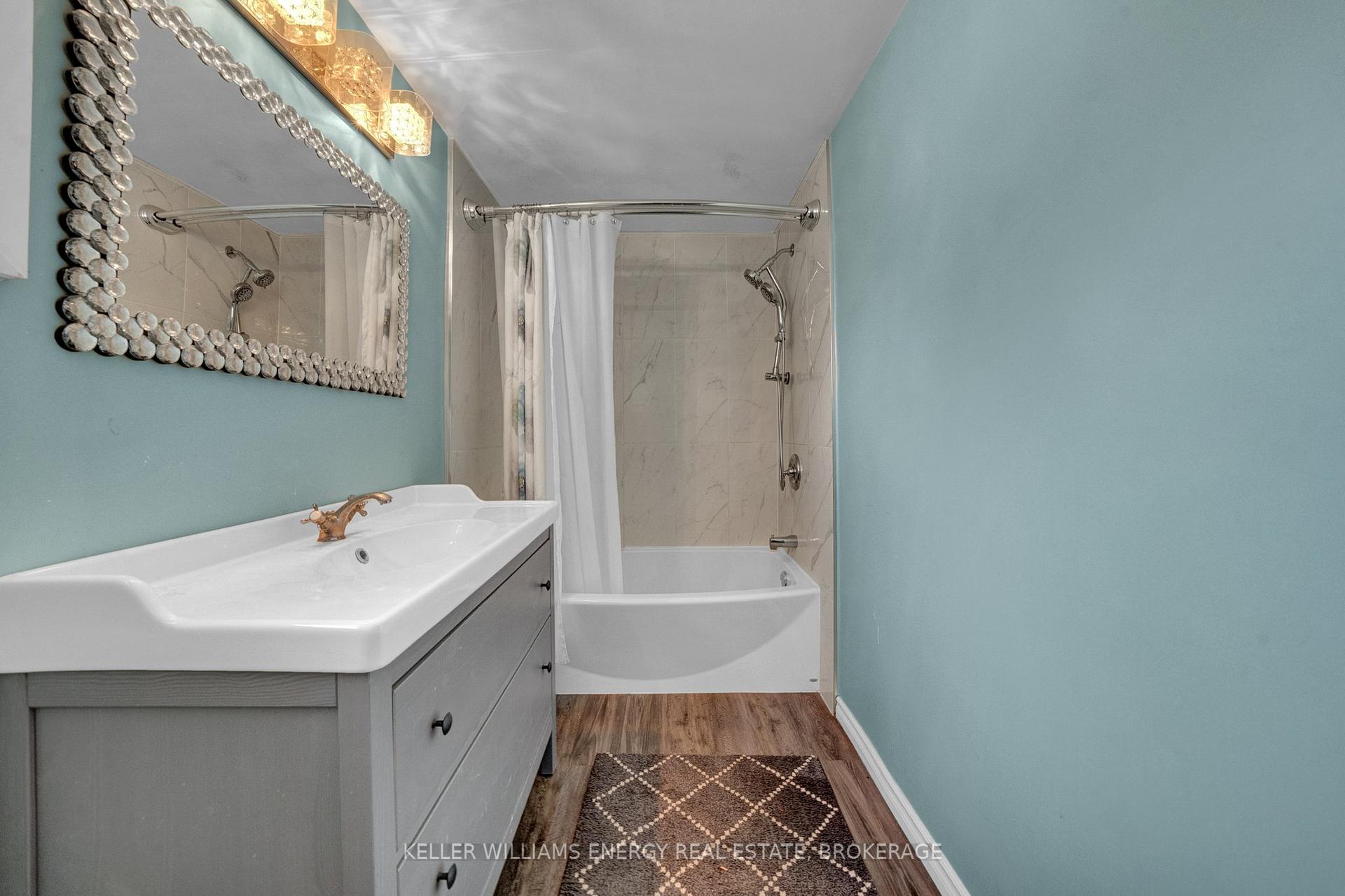Photo 26 of 29 Parkington Crescent, Scarborough, Woburn — HOMEH