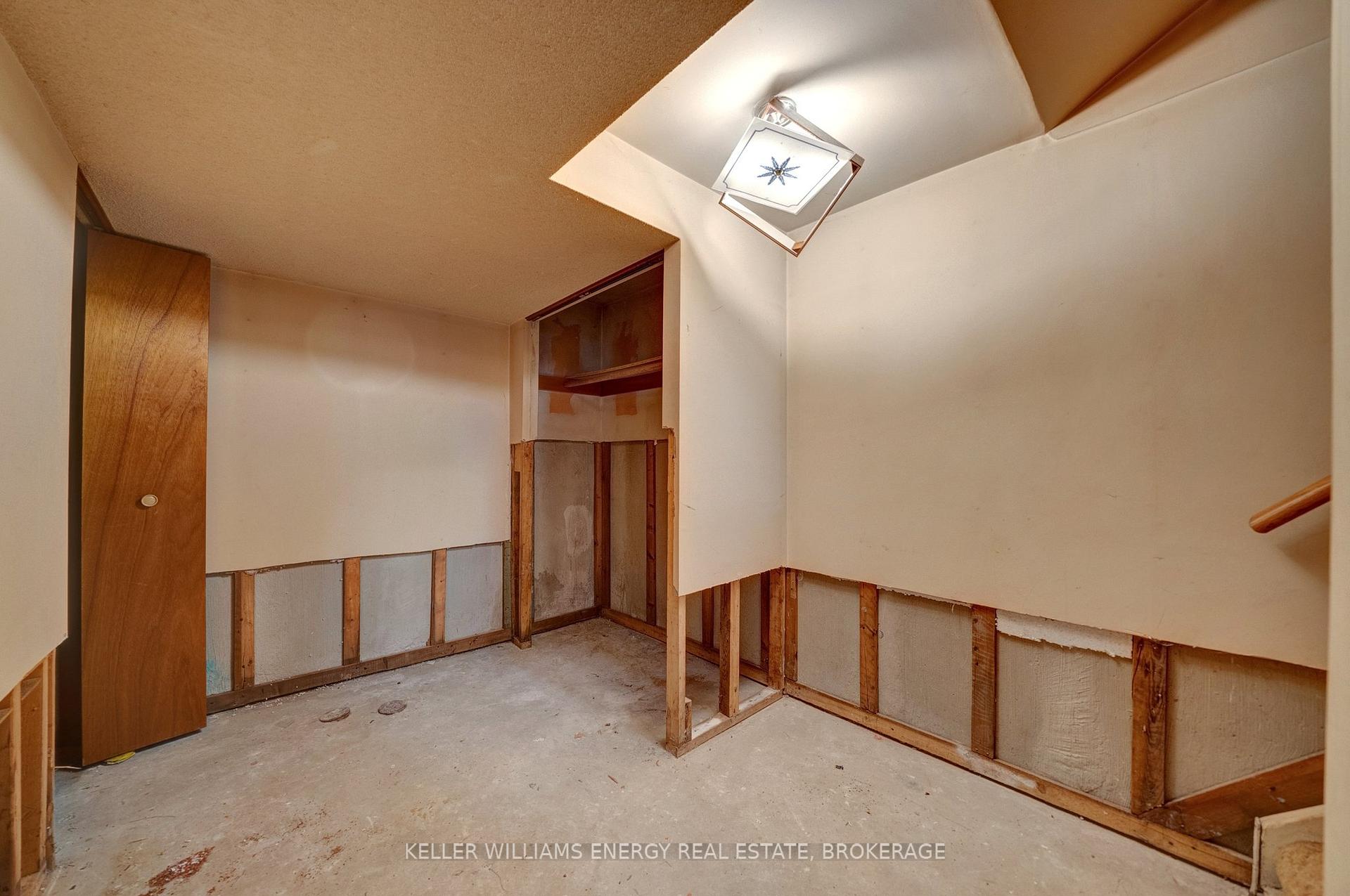 Photo 35 of 29 Parkington Crescent, Scarborough, Woburn — HOMEH