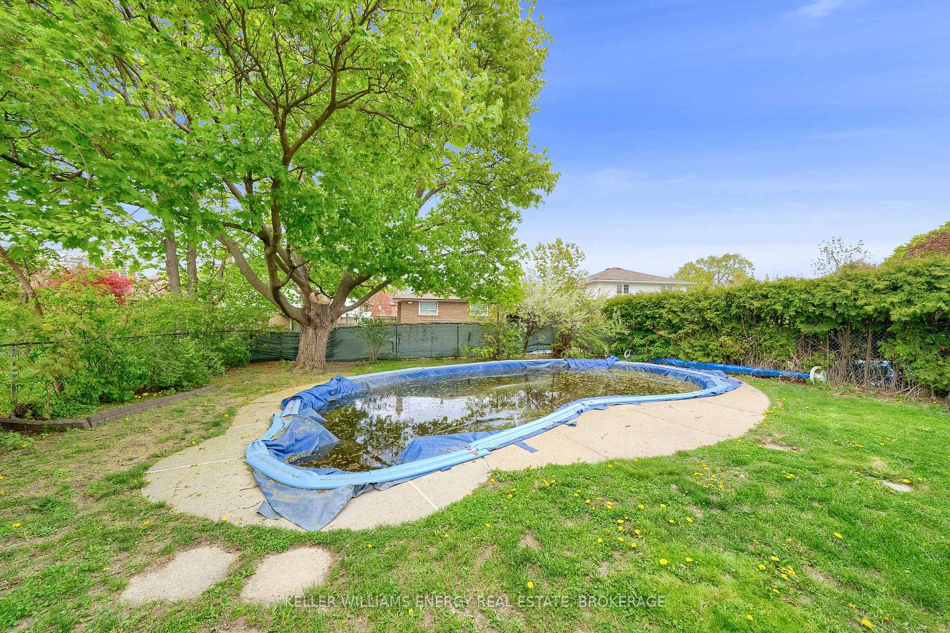 Photo 39 of 29 Parkington Crescent, Scarborough, Woburn — HOMEH