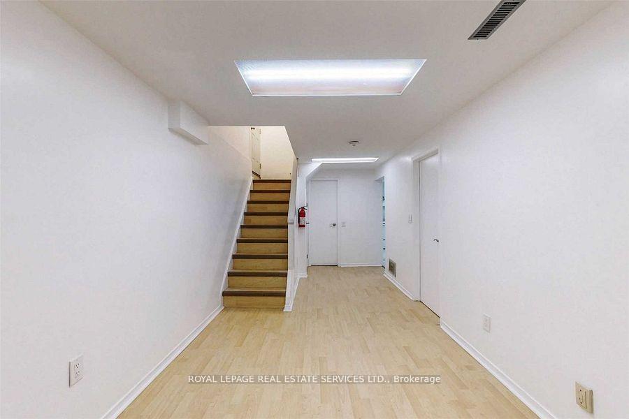 Photo 2 of Unit Bsmt, 36 Bradstone Square, Scarborough, Malvern — HOMEH