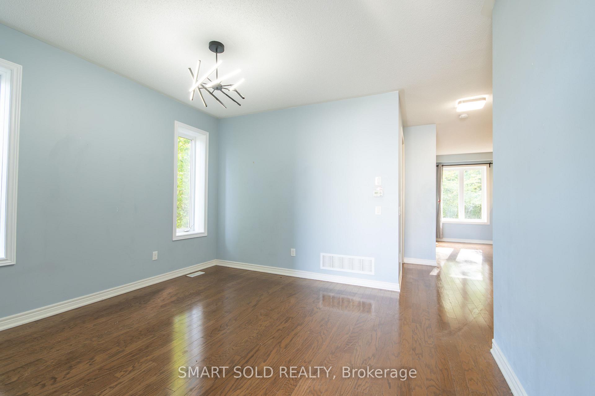 Photo 4 of 108 Winterberry Boulevard, Thorold, Confederation Heights — HOMEH