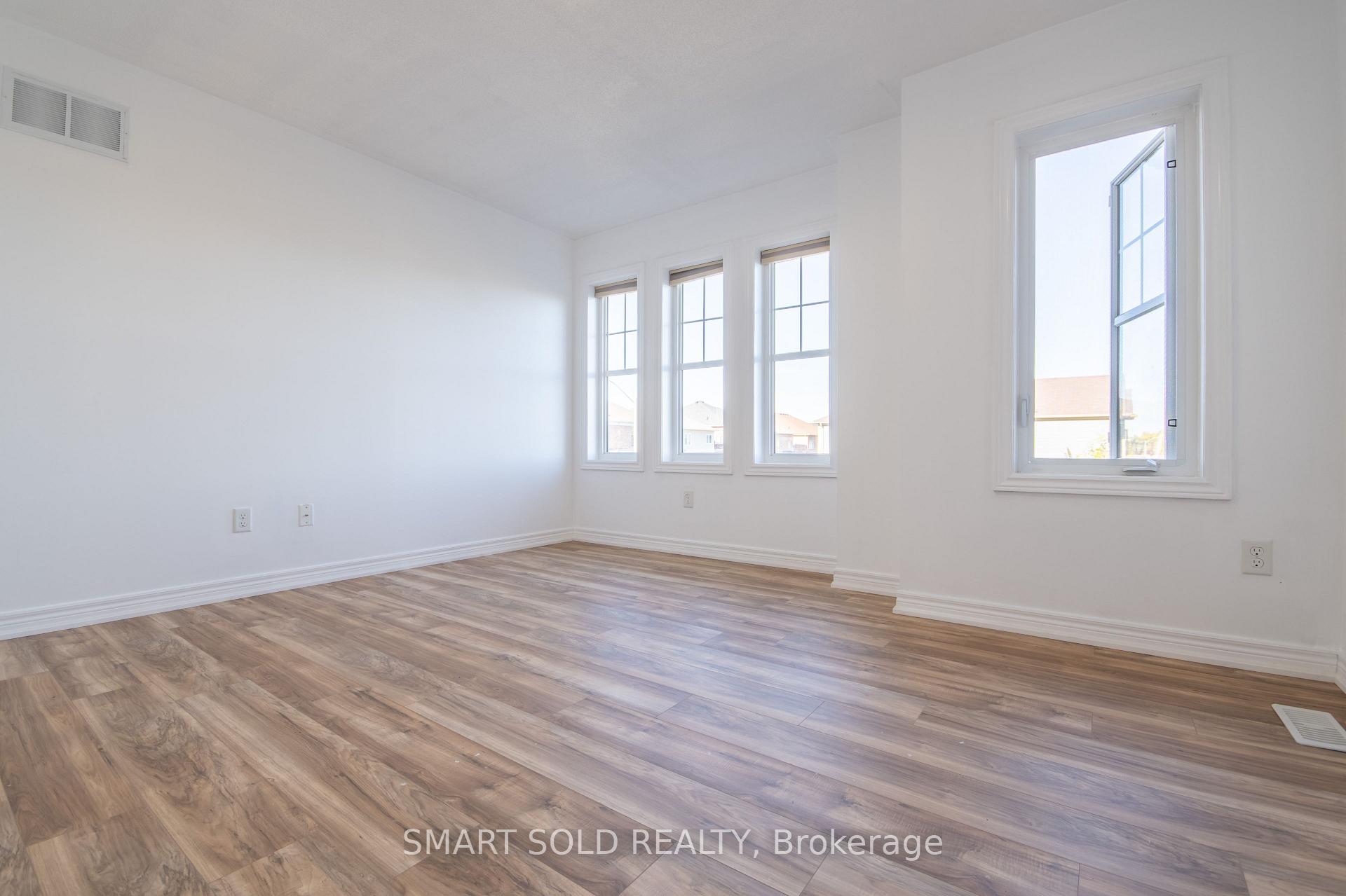 Photo 22 of 108 Winterberry Boulevard, Thorold, Confederation Heights — HOMEH