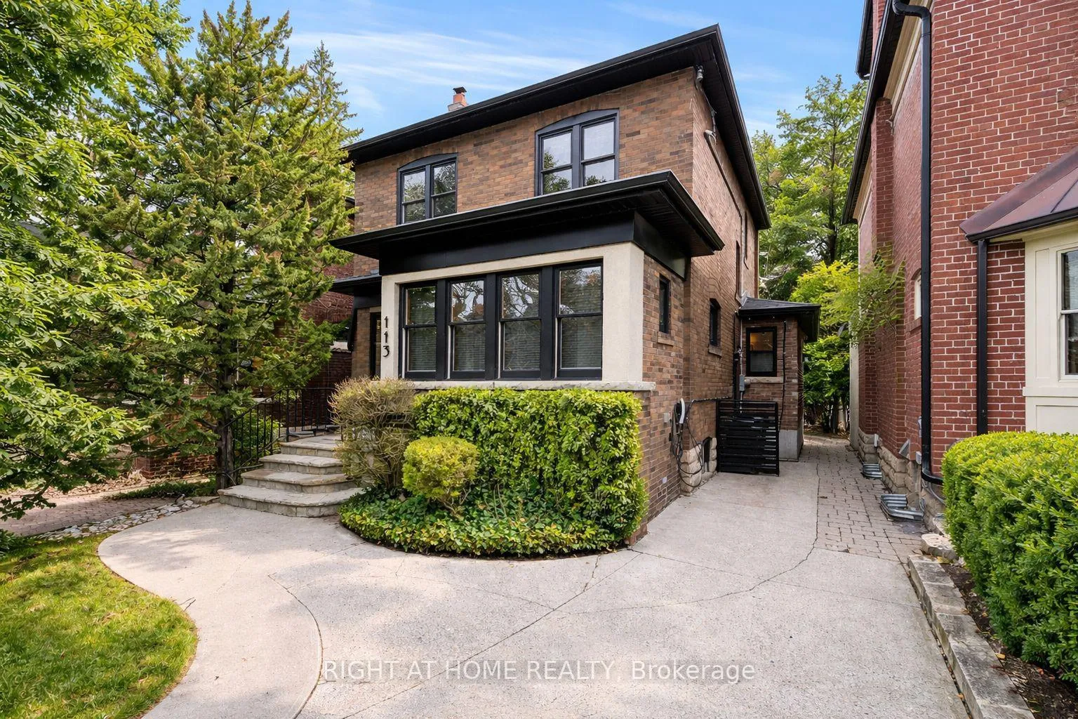 Photo 2 of 113 Eastbourne Avenue, Toronto, Yonge-Eglinton — HOMEH
