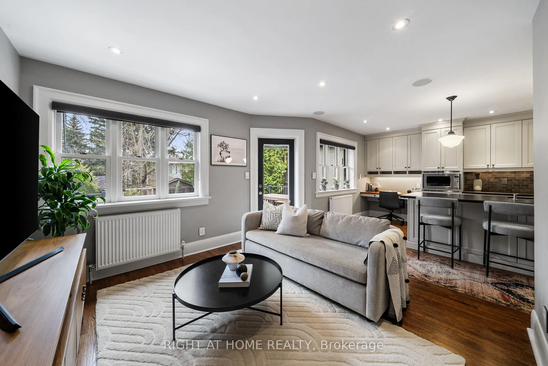 Photo 16 of 113 Eastbourne Avenue, Toronto, Yonge-Eglinton — HOMEH