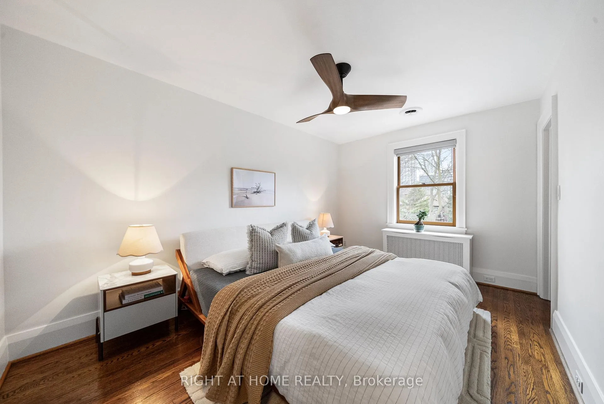 Photo 25 of 113 Eastbourne Avenue, Toronto, Yonge-Eglinton — HOMEH