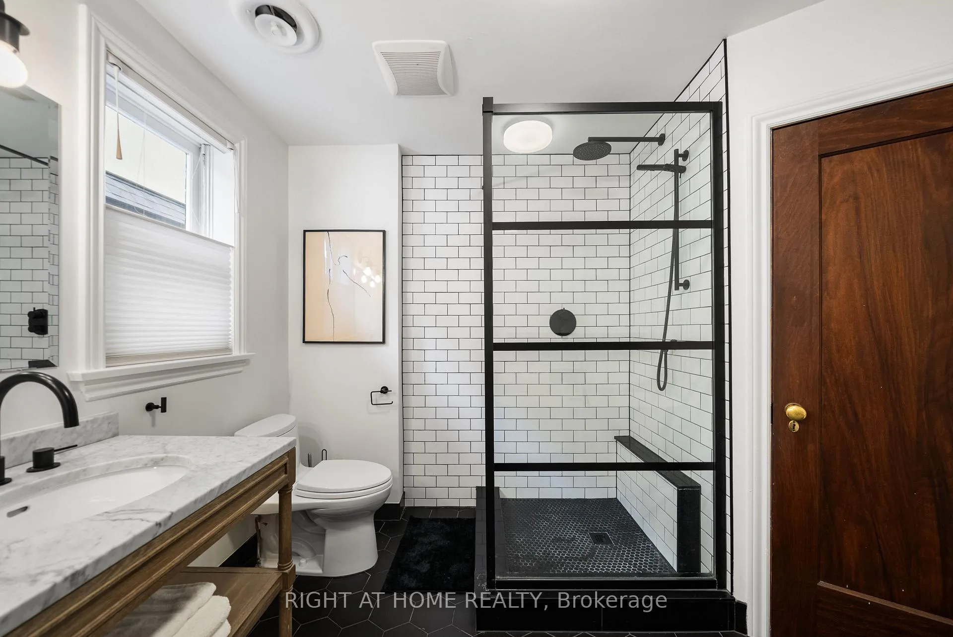 Photo 29 of 113 Eastbourne Avenue, Toronto, Yonge-Eglinton — HOMEH