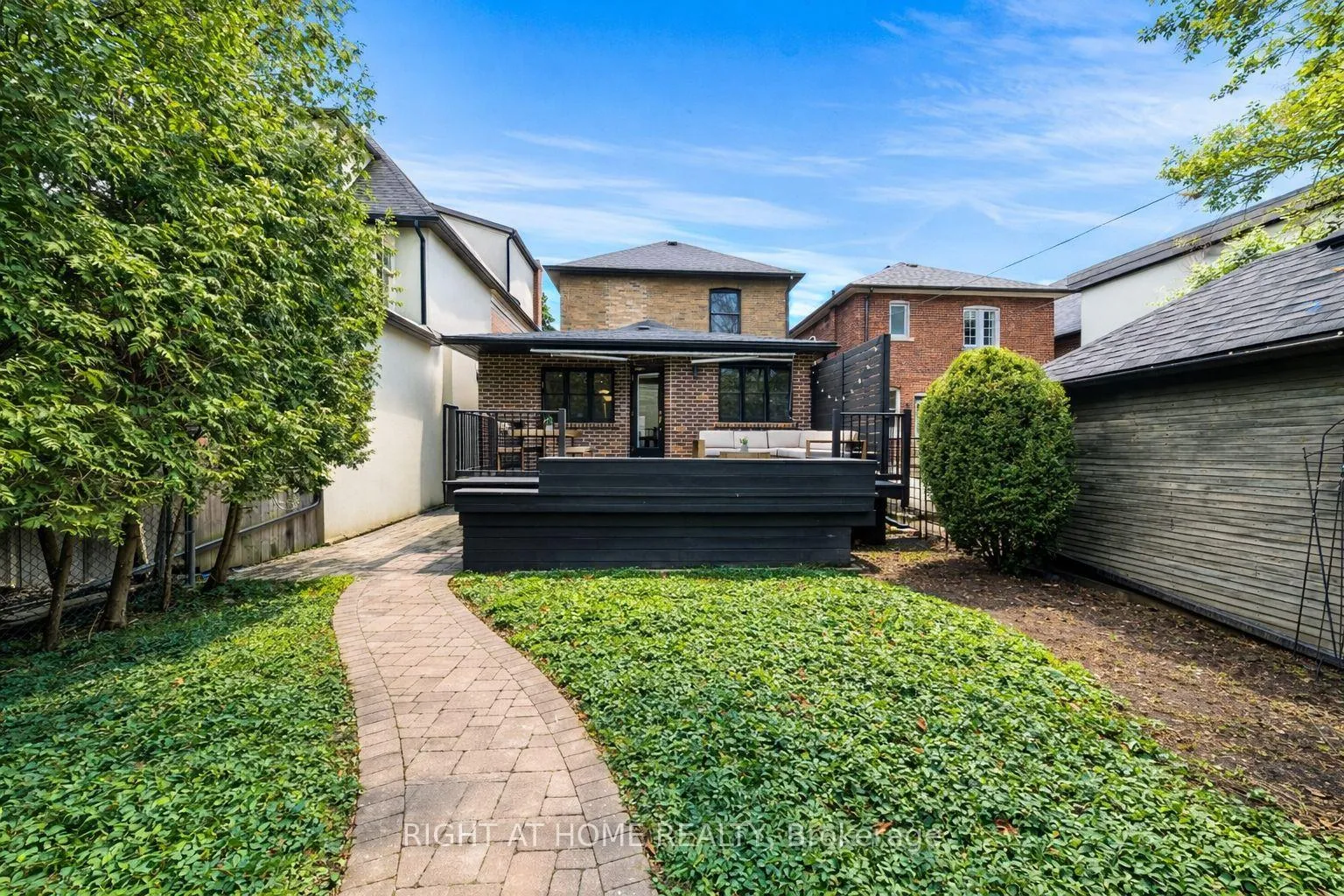 Photo 40 of 113 Eastbourne Avenue, Toronto, Yonge-Eglinton — HOMEH