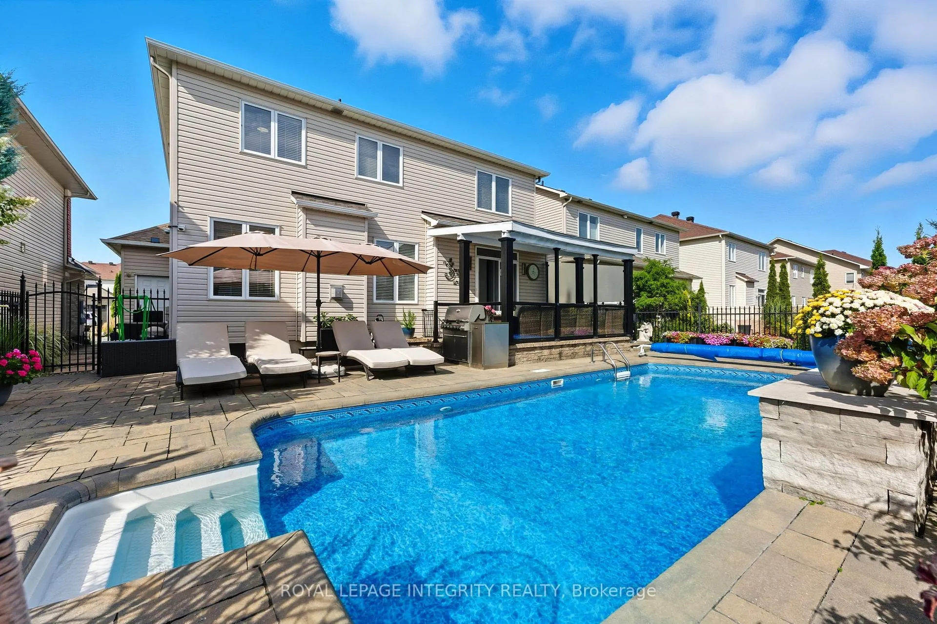 Photo 4 of 1011 Winterspring Ridge, Ottawa, Avalon East — HOMEH